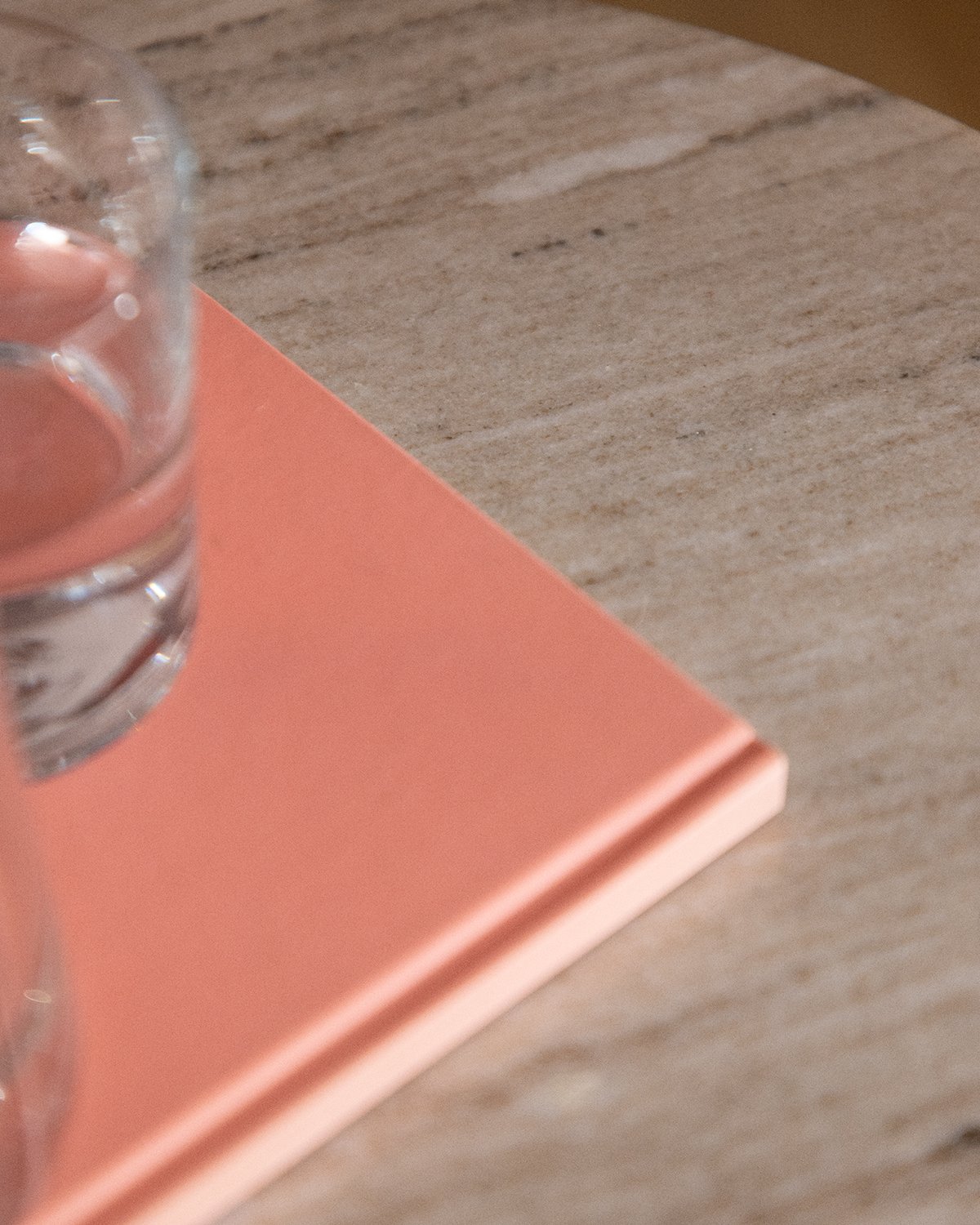 Mesa de Apoio Redonda em Mármore e Metal com Arrumação (Ø40,5 cm) Lefti, imagem de galeria 6