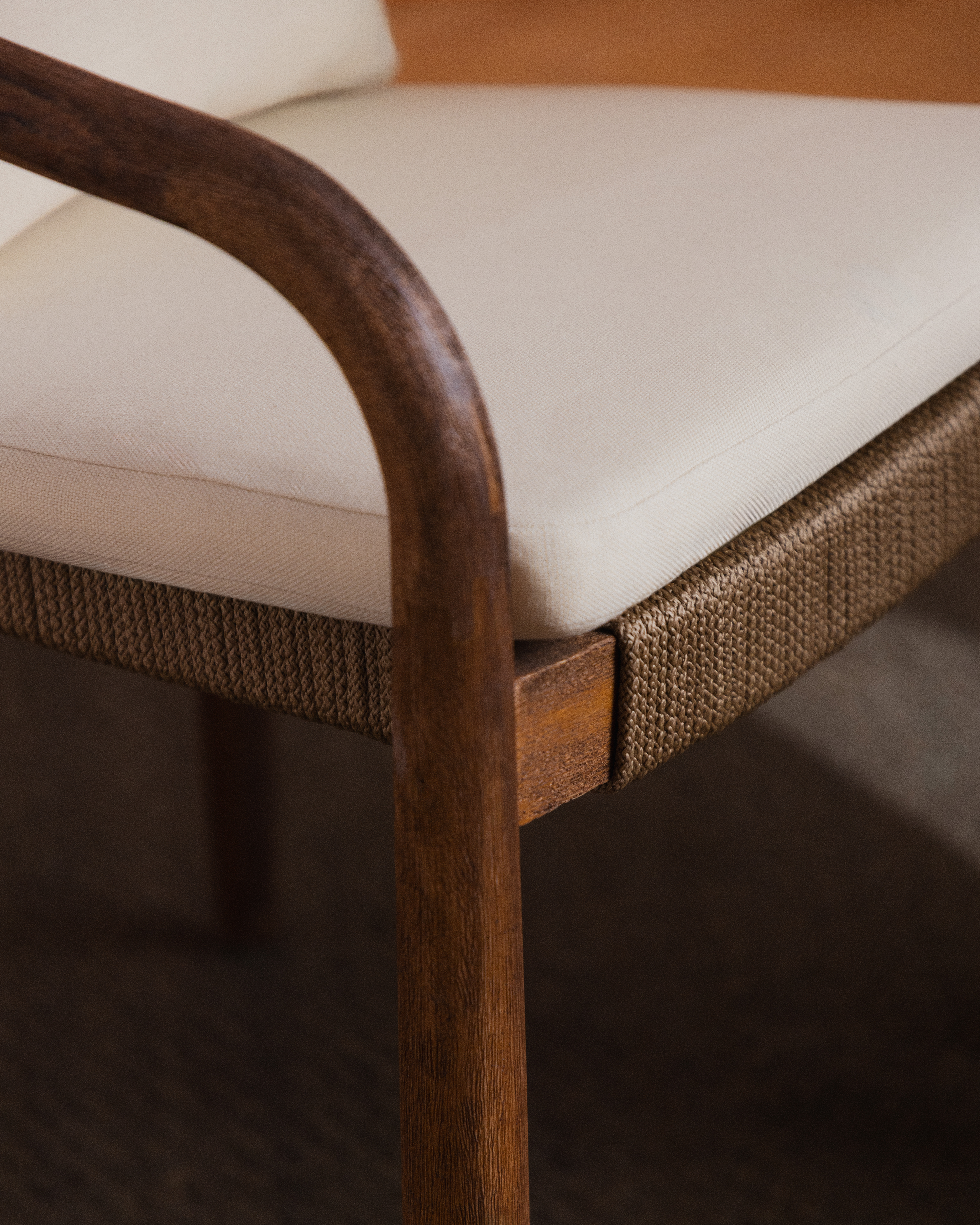 Pack 4 Cadeiras de Jantar em Madeira de Acácia com Almofada Loli, imagem de galeria 3