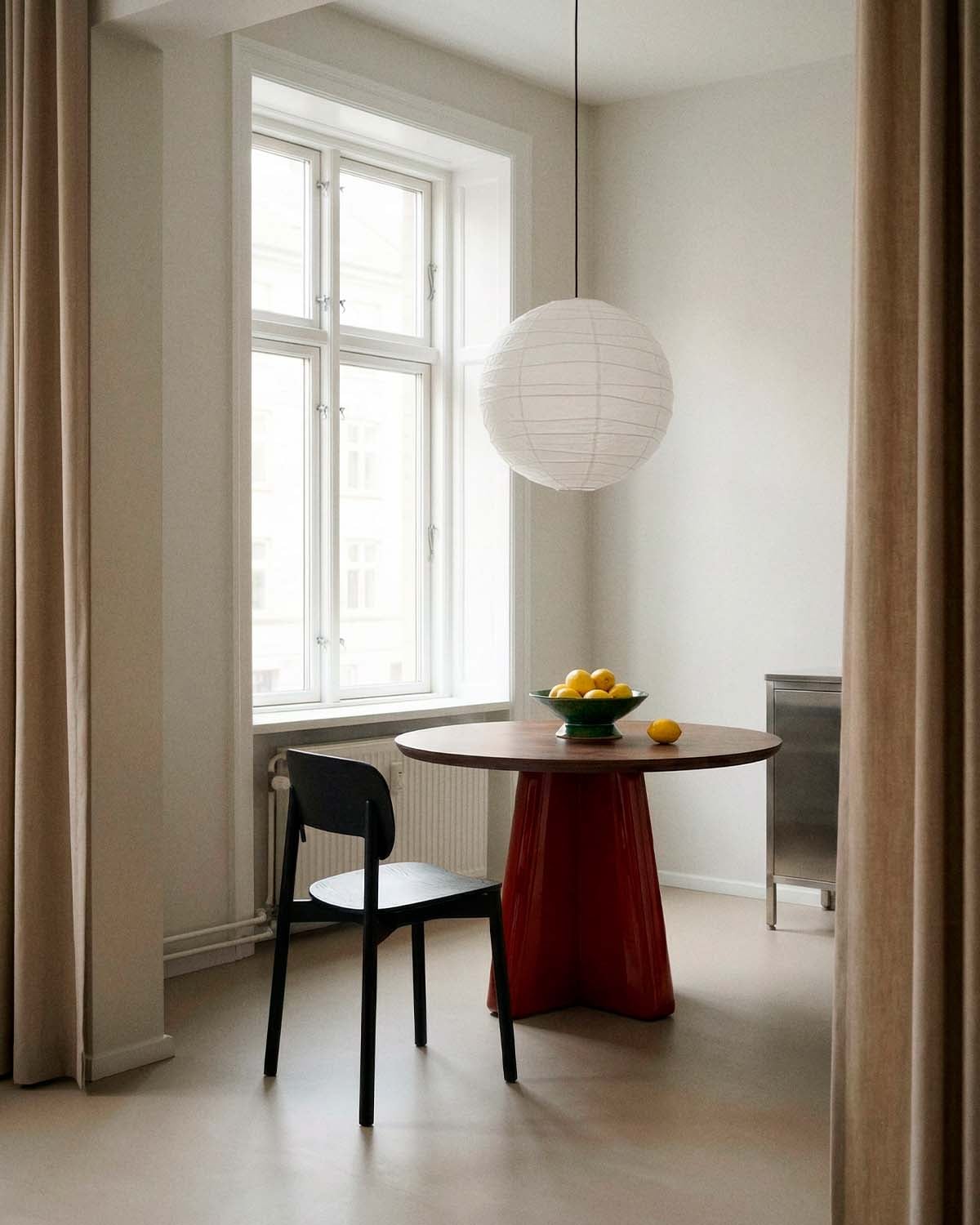 Mesa de Jantar Redonda de Madeira (Ø120 cm) Roxenna, imagem de galeria 2