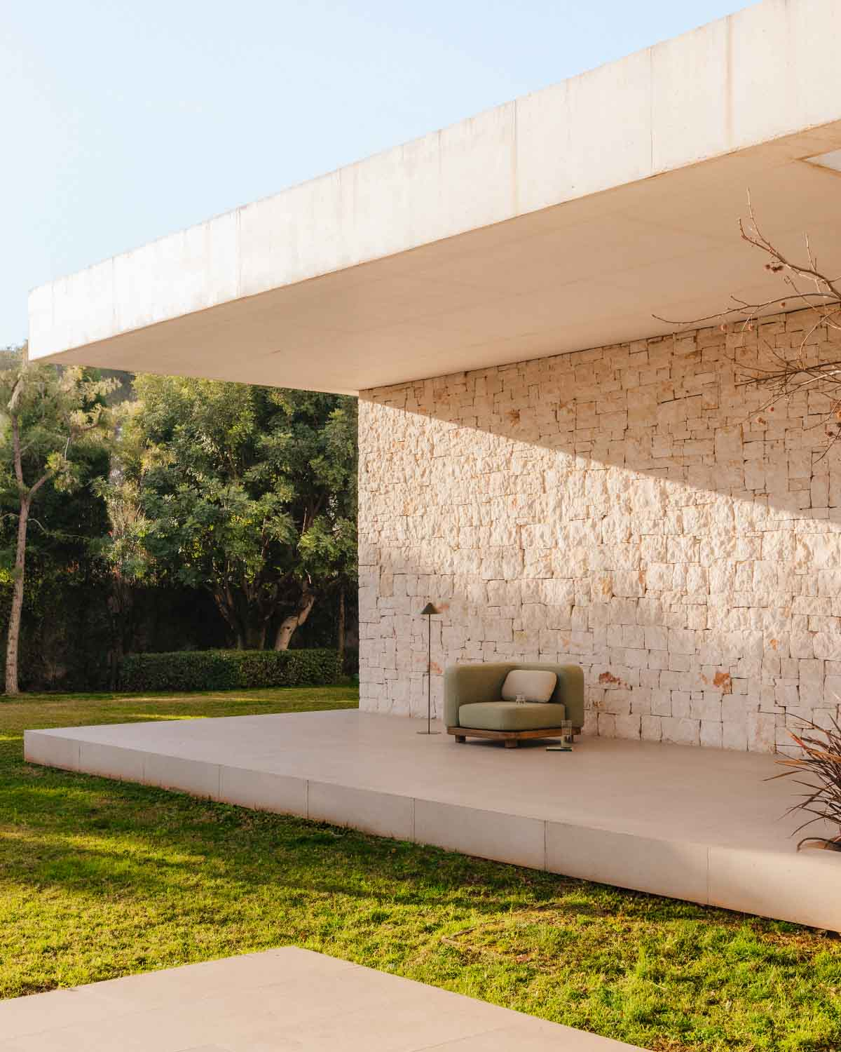 Módulo de Canto em Madeira de Acácia e Tecido para Sofá Modular Redik, imagem de galeria 2