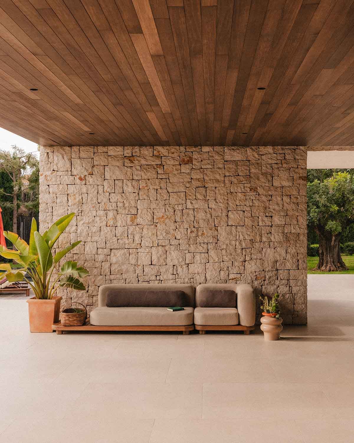Conjunto de Sofá Modular de Jardim de 2 Peças Módulo de Sofá e Módulo de Canto em Madeira de Acácia e Tecido Redik, imagem de galeria 2