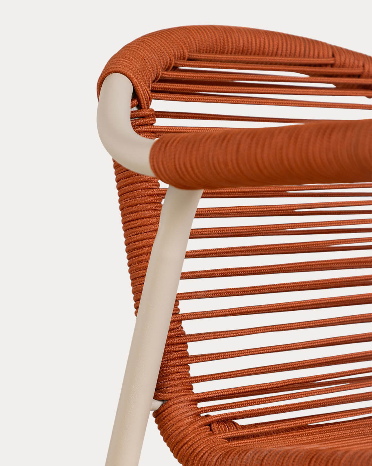 Conjunto de Mesa Retangular em Madeira de Acácia (240x110 cm) Caitlyn e 8 Cadeiras de Metal Murna para Uso Externo, imagem de galeria 6