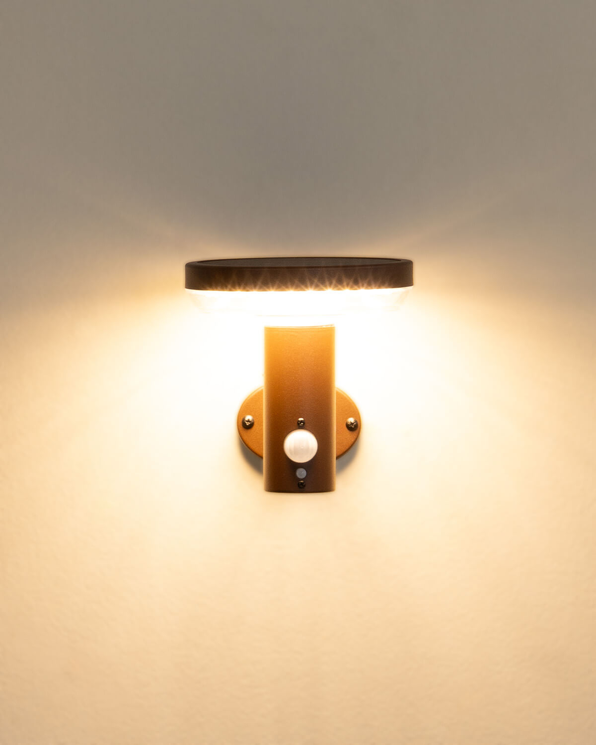 Luminária de Parede Solar LED Metálica para Exterior Sulivan, imagem de galeria 6