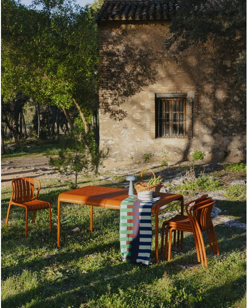 Mesa Retangular para Exterior em Metal e Polipropileno (155x90 cm) Baztan