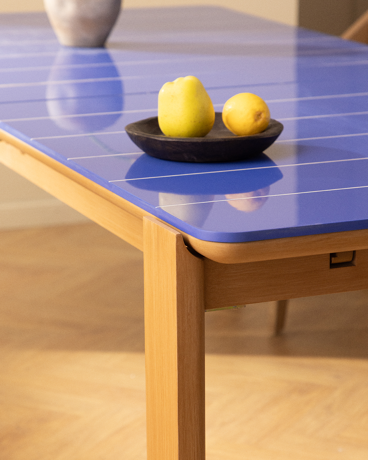 Mesa de Jantar Retangular Extensível em Cimento com Acabamento em Azulejo e Madeira de Acácia (225-330x100 cm) Ubel, imagem de galeria 3