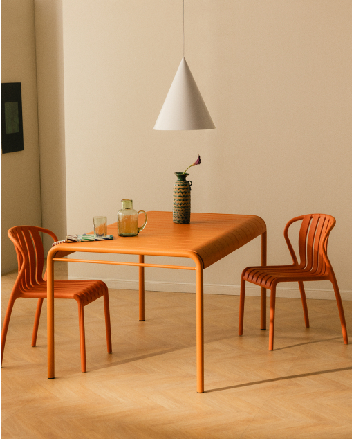 Mesa de Jantar Retangular em Metal e Polipropileno (155x90 cm) Baztan