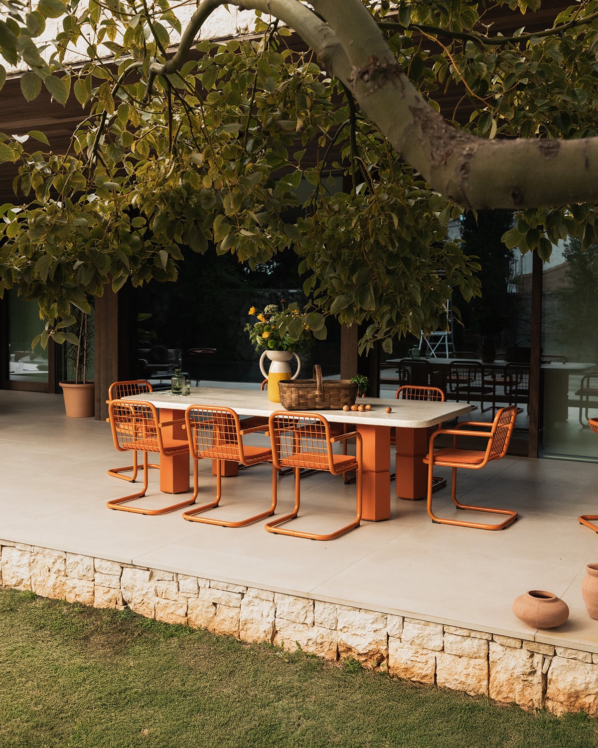 Mesa Retangular para Exterior em Terrazzo e Madeira de Acácia (270x120 cm) Ixiar, imagem de galeria 2