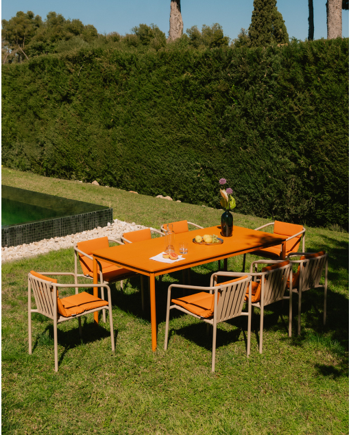 Set de Mesa Retangular Dessie (200x90 cm) e 8 Cadeiras Dobráveis de Metal para Exterior Vinke
