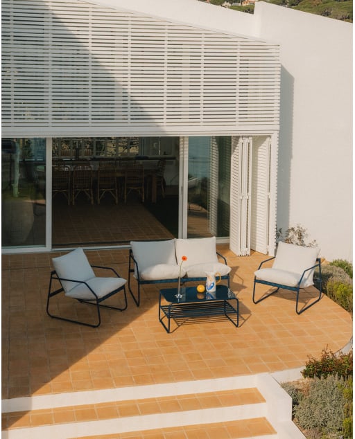 Conjunto de Jardim com Sofá de 2 Lugares, 2 Poltronas e Mesa de Centro em Metal e Tecido Ohiane