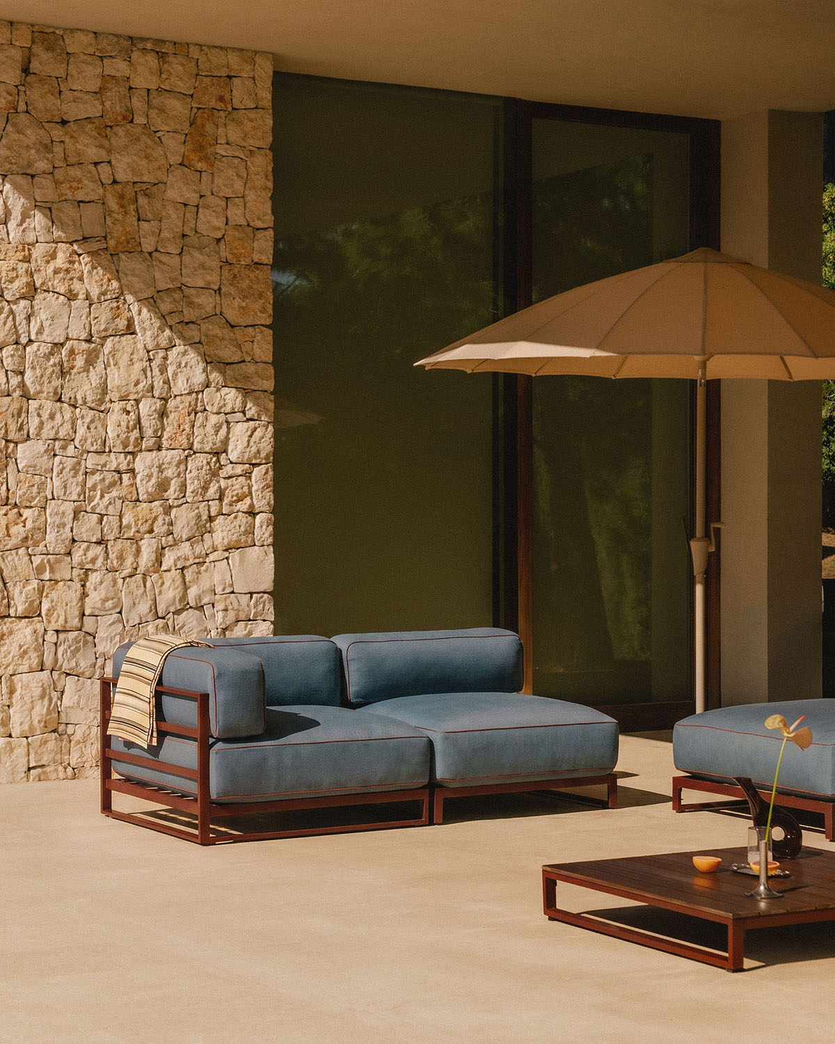 Conjunto de Sofá Modular de Jardim Módulo de Canto e Módulo Central em Metal e Tecido Kristen, imagem de galeria 2