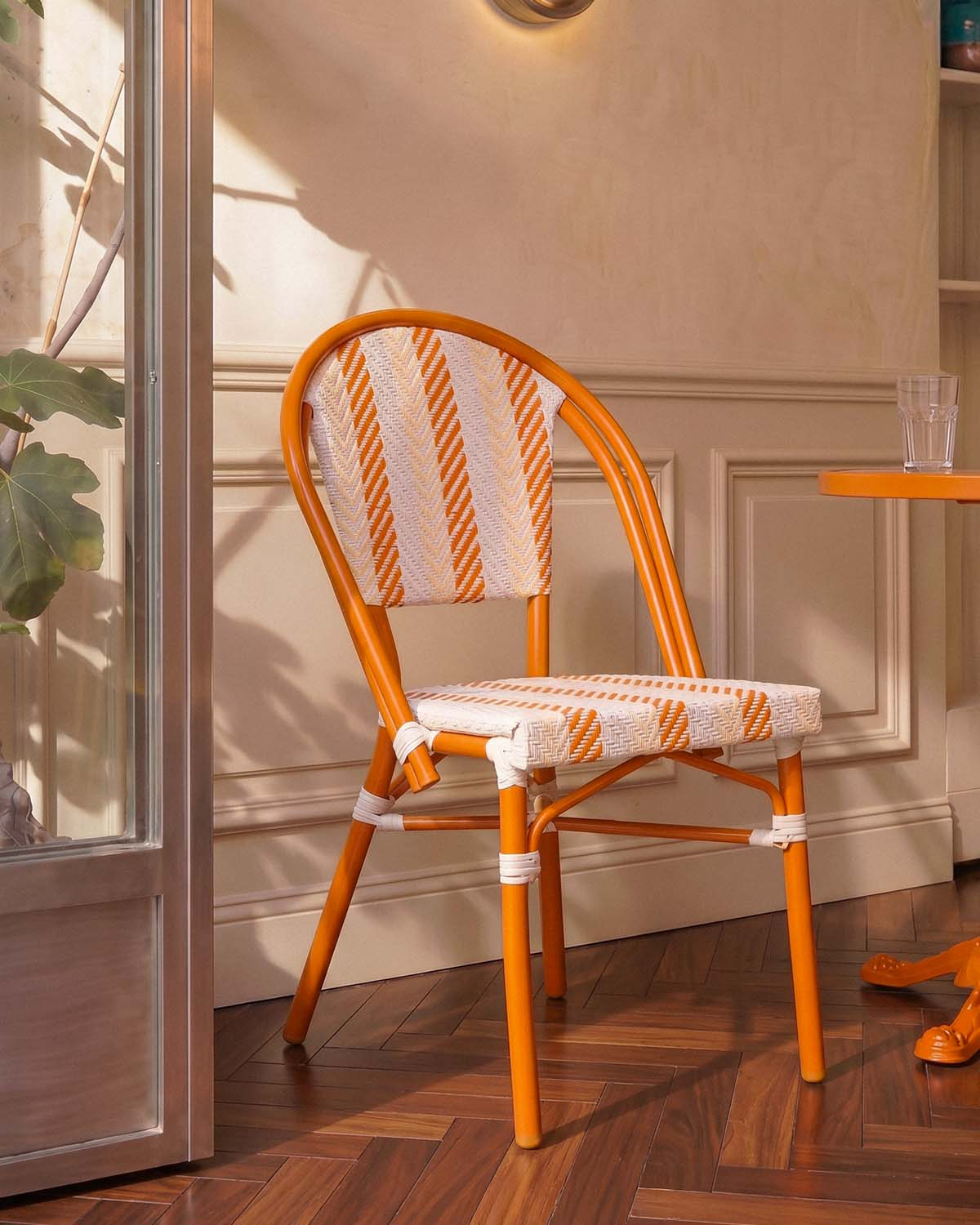 Cadeira de Jantar em Alumínio e Rattan Sintético Yona Bistro, imagem de galeria 2