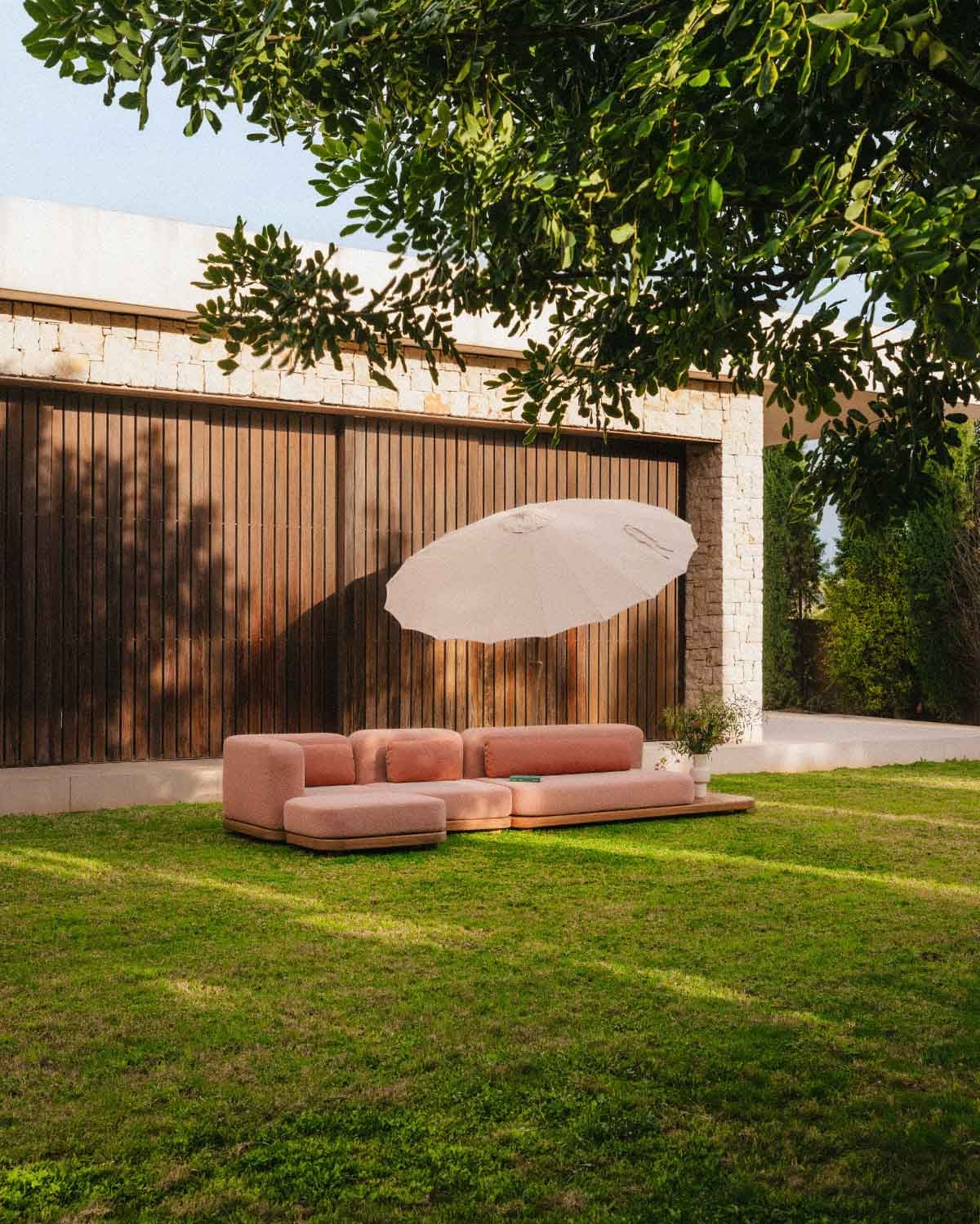Conjunto de Sofá Modular de Jardim de 3 Peças Módulo de Sofá, Central, Módulo de Canto com Madeira de Acácia e Módulo Pufe Redik, imagem de galeria 2