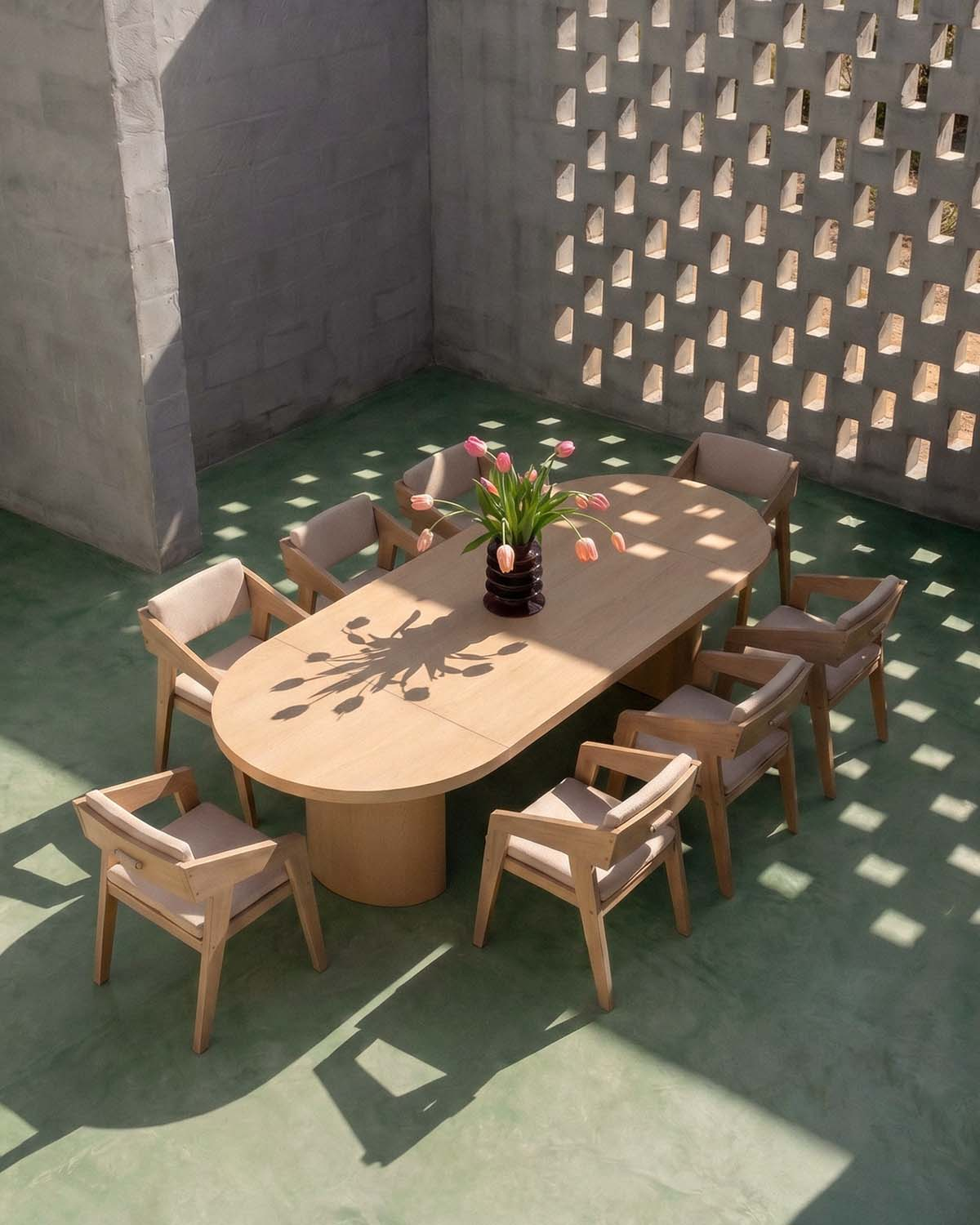 Conjunto de Mesa Extensível de Metal Beca (Ø120-180x120 / 240x120 cm) e 8 Cadeiras de Exterior em Madeira de Acácia Tanon, imagem de galeria 2