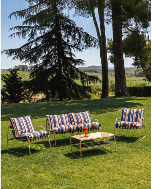 Conjunto de jardim com sofá de 2 lugares, 2 poltronas e mesa de centro em metal e tecido Ohiane