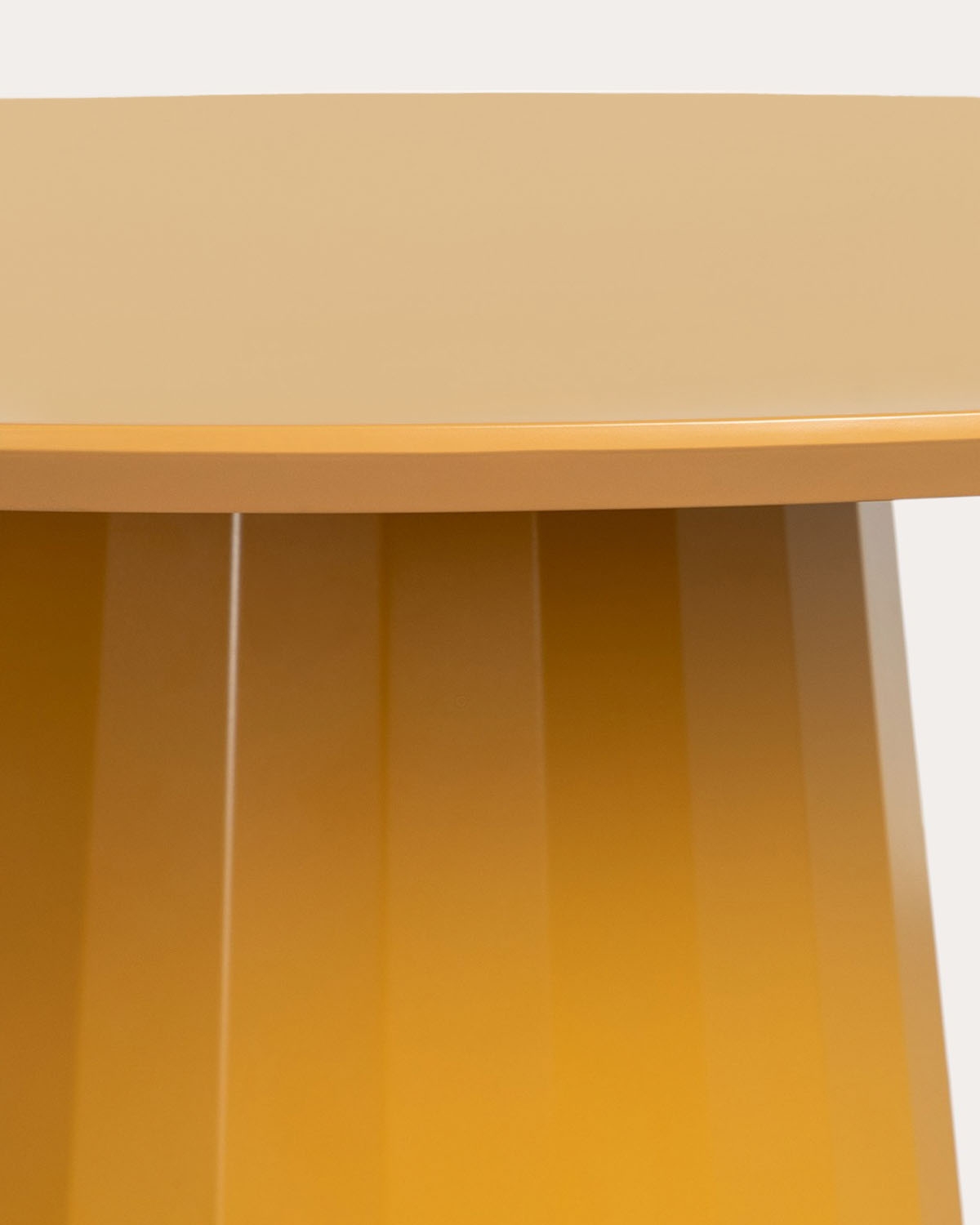 Mesa de jantar redonda em madeira e metal Irem, imagem de galeria 5