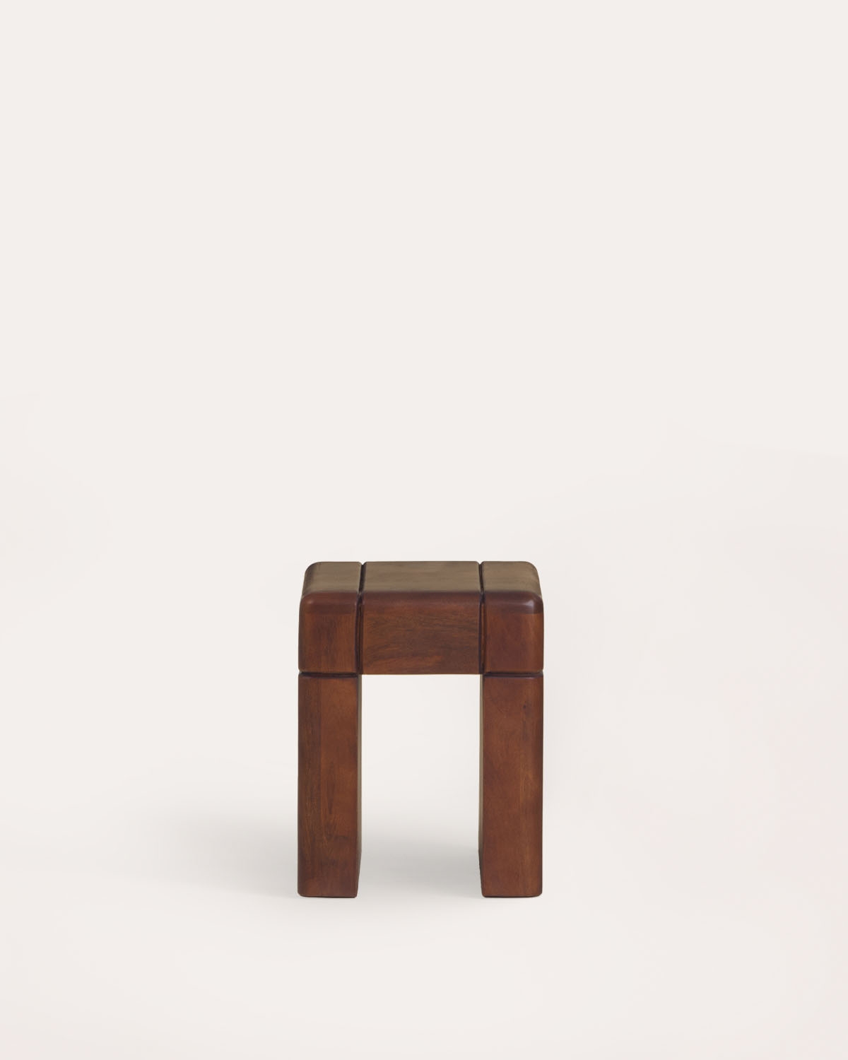 Mesa lateral quadrada 40x40 cm feita de madeira de mangueira Thalia, imagem de galeria 5