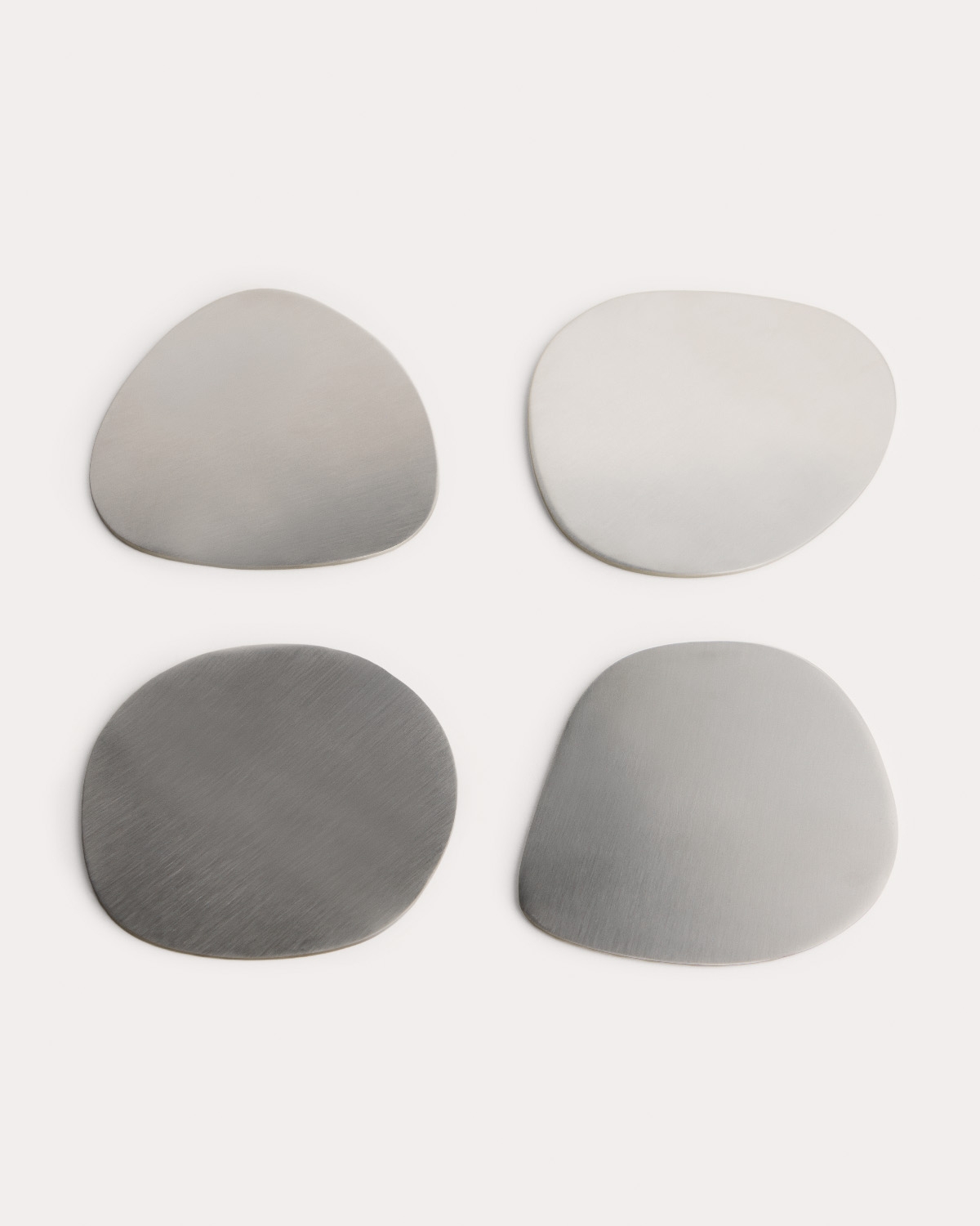 Conjunto de 4 porta-copos metálicos Cylkas, imagem de galeria 1