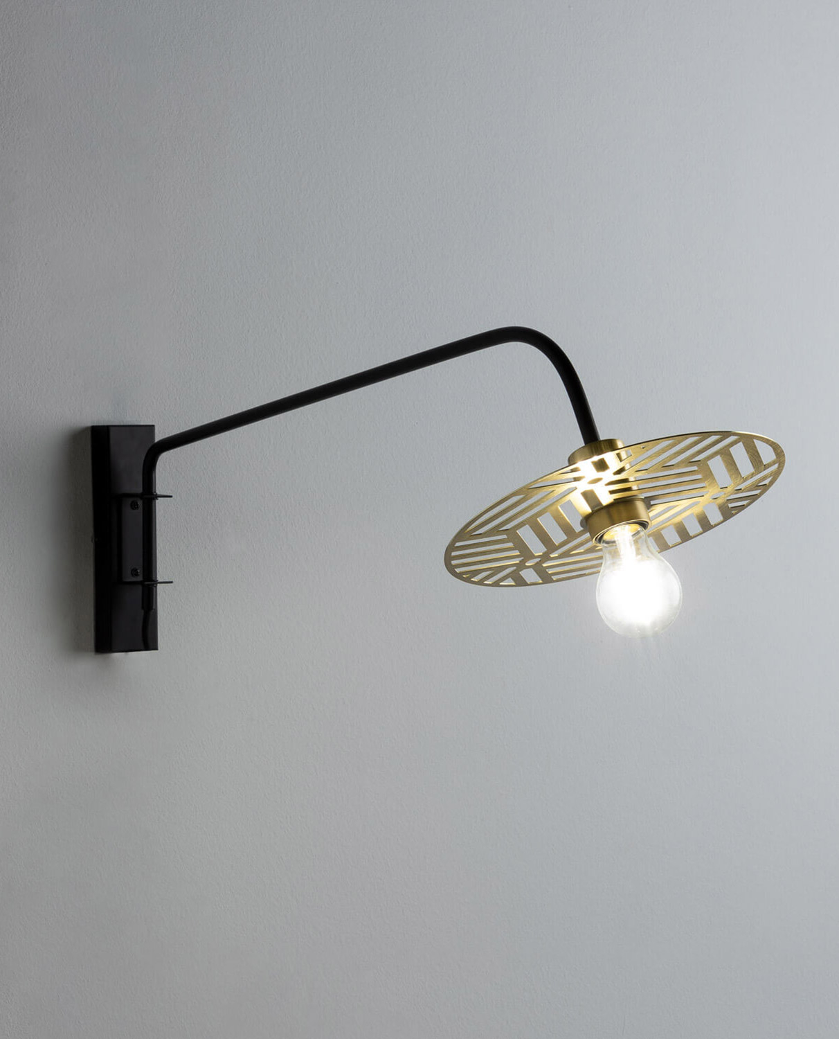 Steel Wall Lamp with Swing Arm Nuove