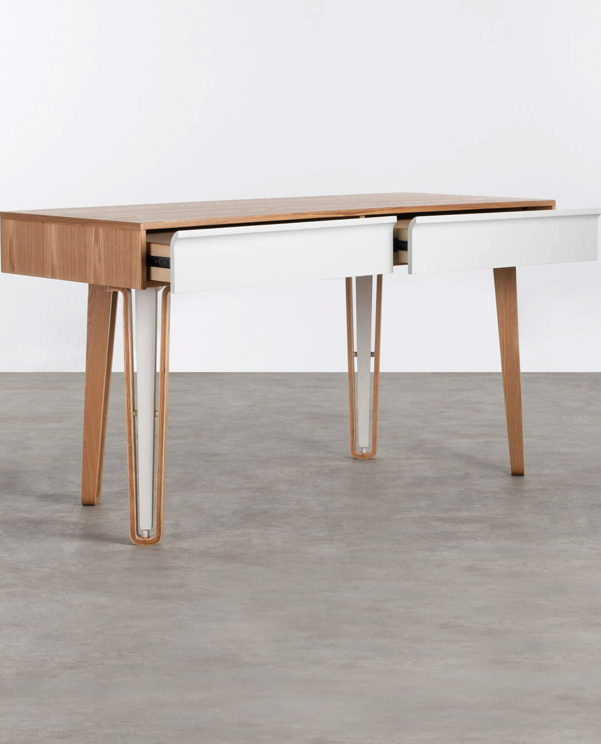 MDF Desk with Drawers Iniar