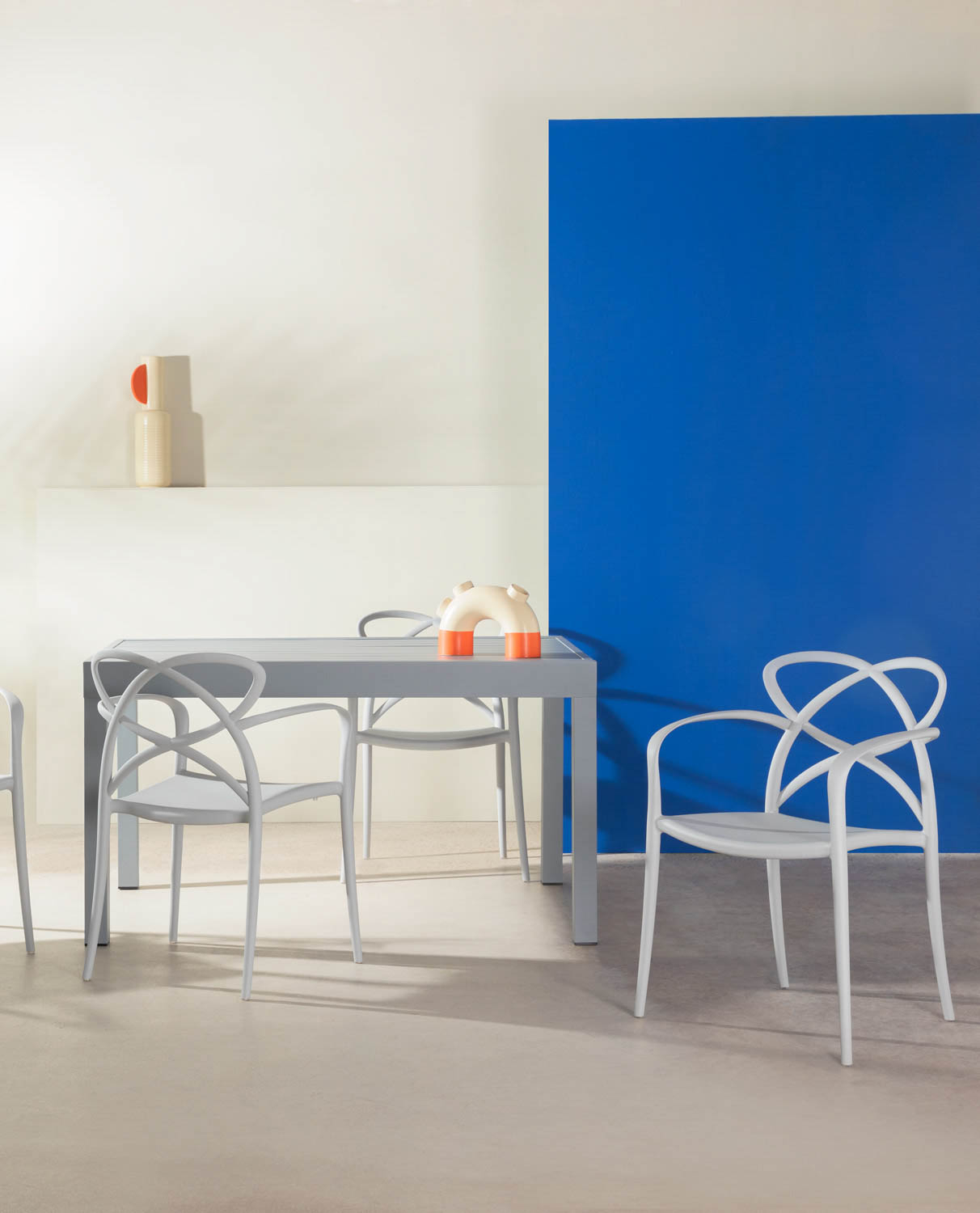 Polypropylene Dining Chair with Armrests Cielo , gallery image 2