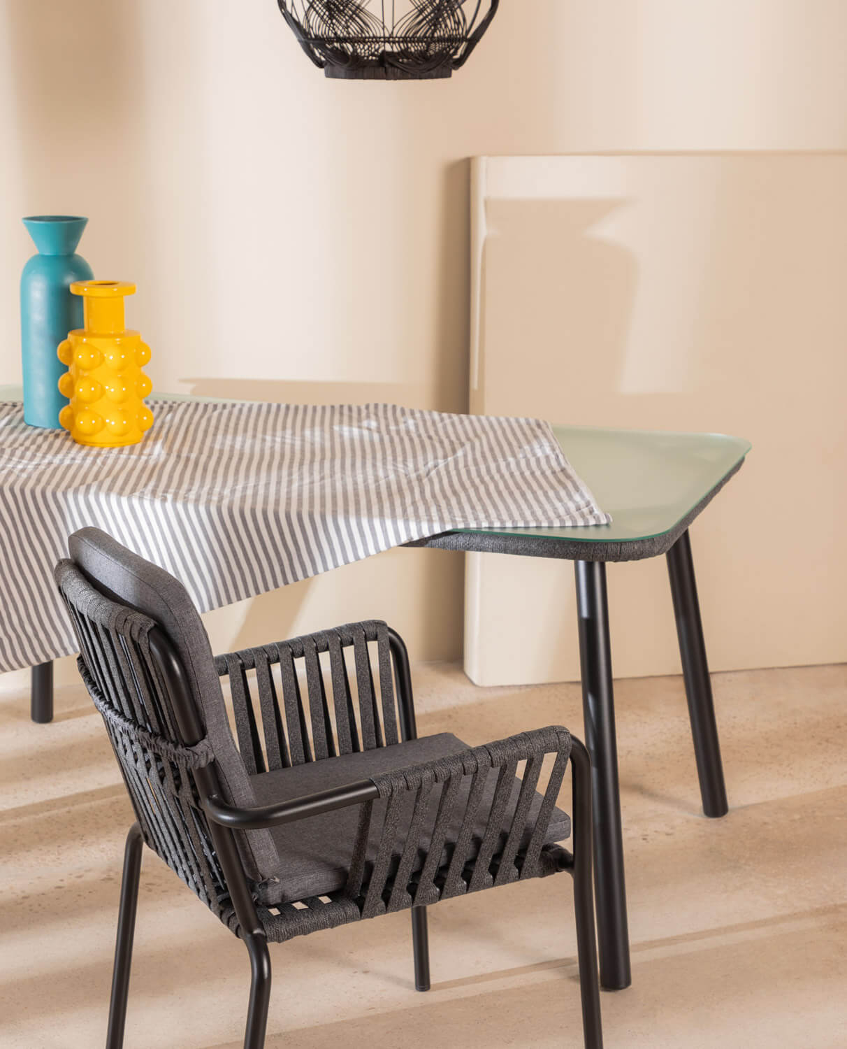 Rectangular Aluminium and Glass Dining Table (160x90 cm) Drian, gallery image 2