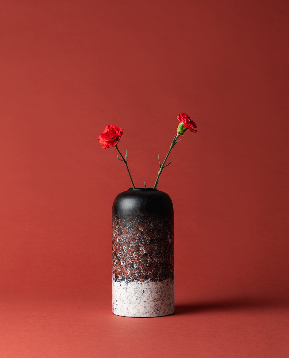 Metal Vase Irina, gallery image 2