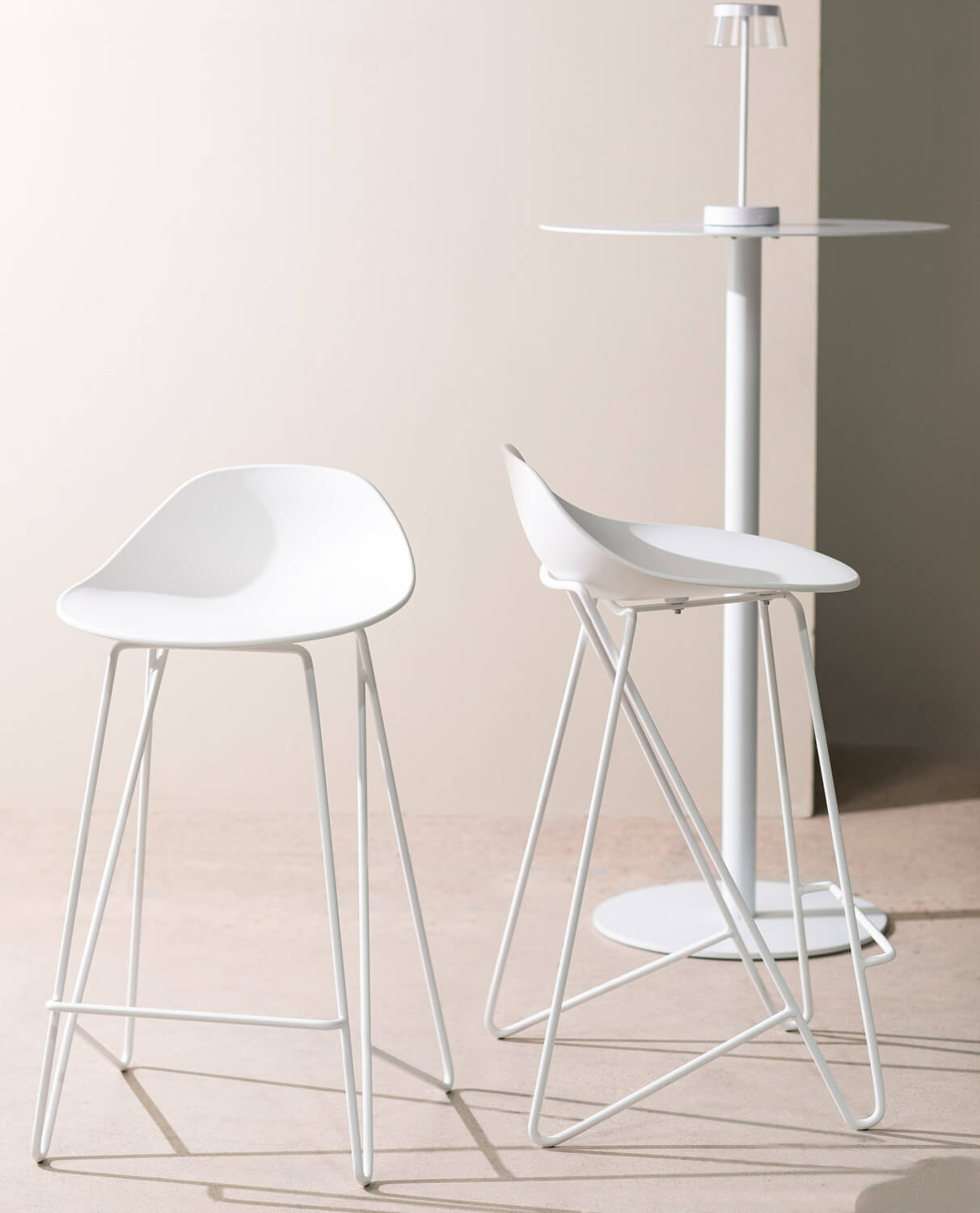 Pack of 2 High Stools in Polypropylene and Steel (67 cm) Paris, gallery image 2