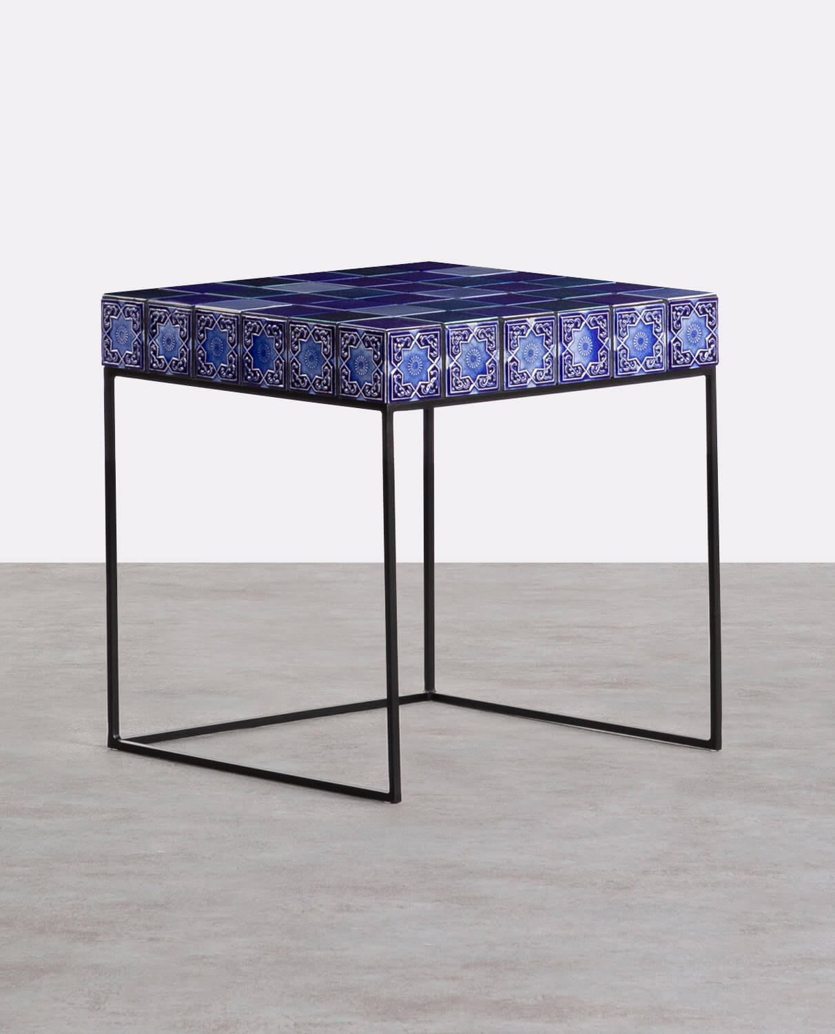 Square deals mosaic table