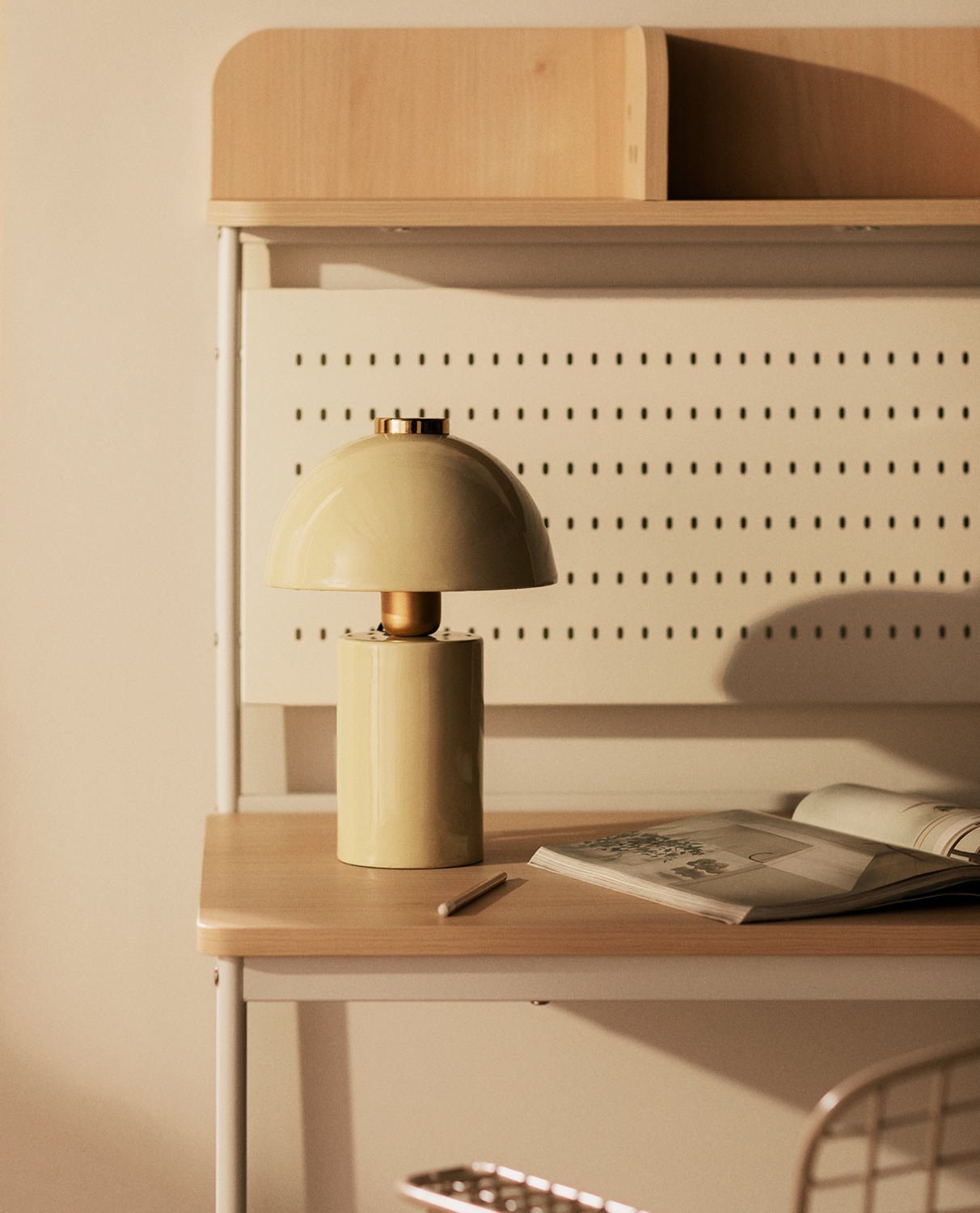 Iron Table Lamp (Ø20,5 cm) Seta, gallery image 2