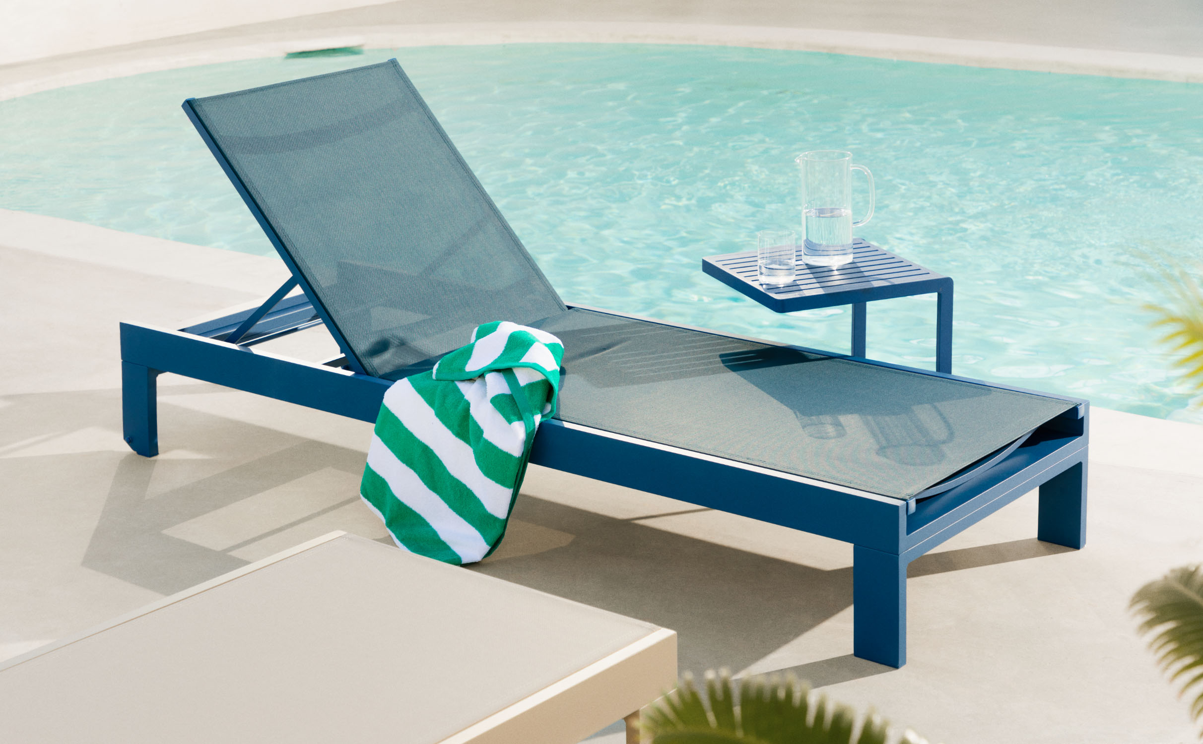 Blue sun loungers sale