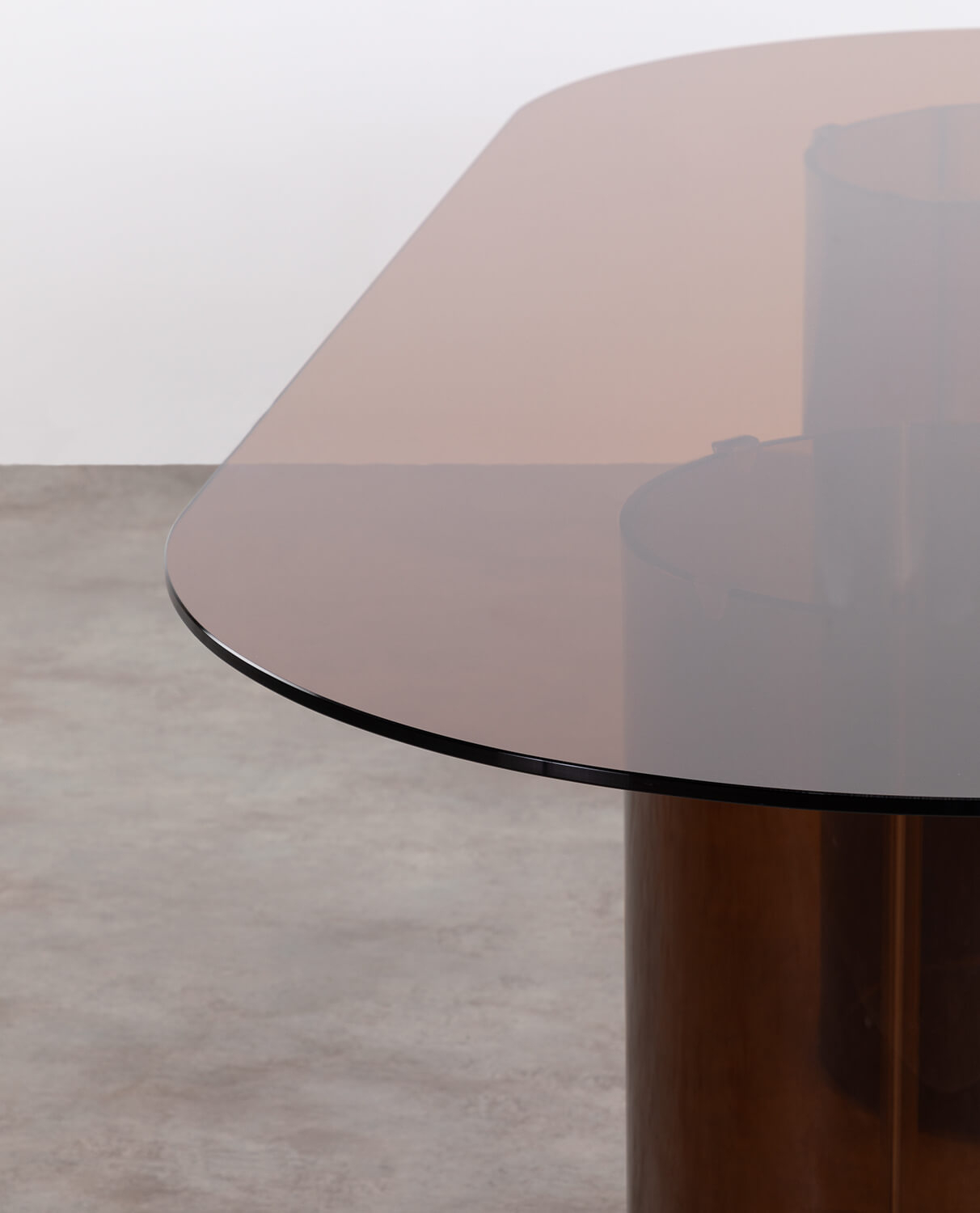 Curved Glass Oval Dining Table Set (200x90 cm) Kolu and 4 Imatra Polycarbonate Chairs, gallery image 7