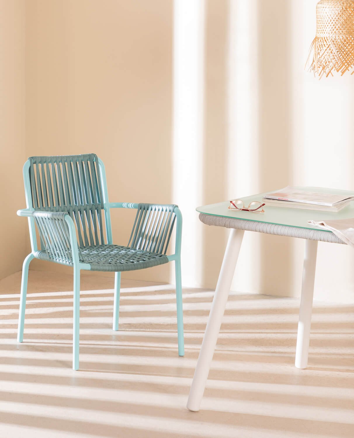 Pack of 4 Drian Trend Aluminum and Rope Outdoor Chairs, gallery image 2