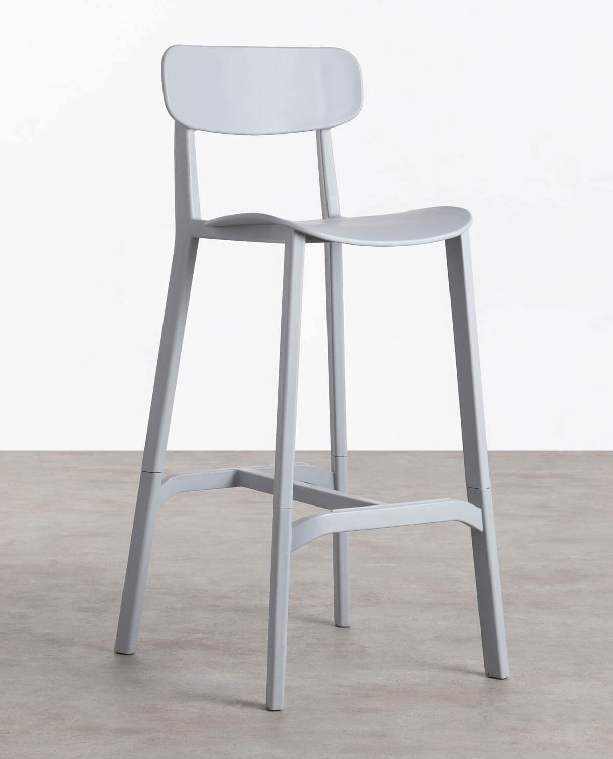 Pack of 4 Catta Polypropylene High Stools (79 cm), gallery image 1