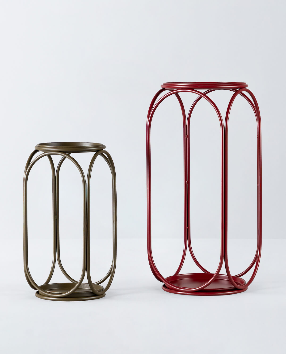 Pack of 2 Metal Plant Stands Hans, gallery image 1