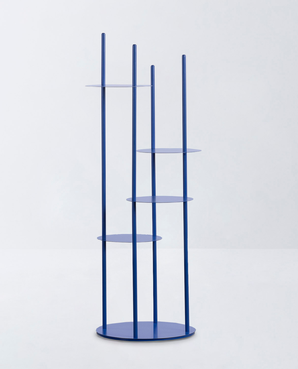 Metal Plant Stand Eilam, gallery image 1