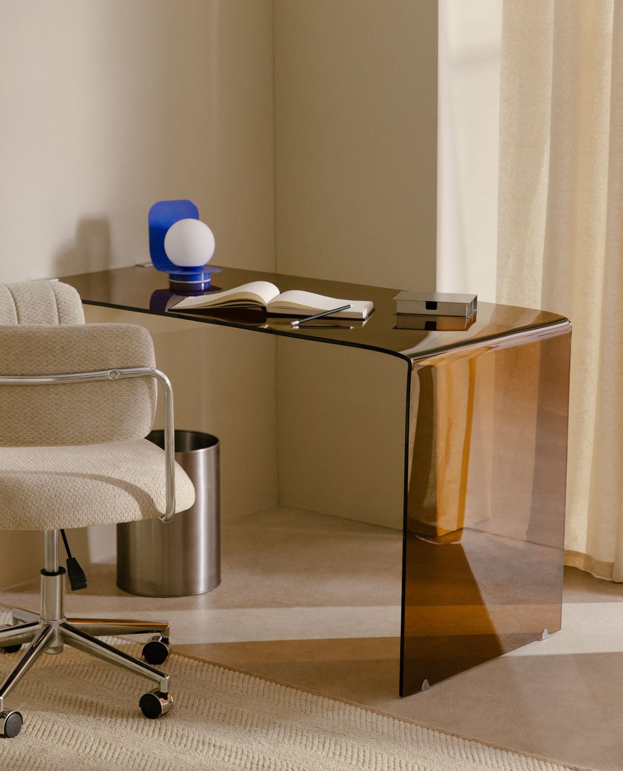 Aura Tempered Glass Wall Desk themasie