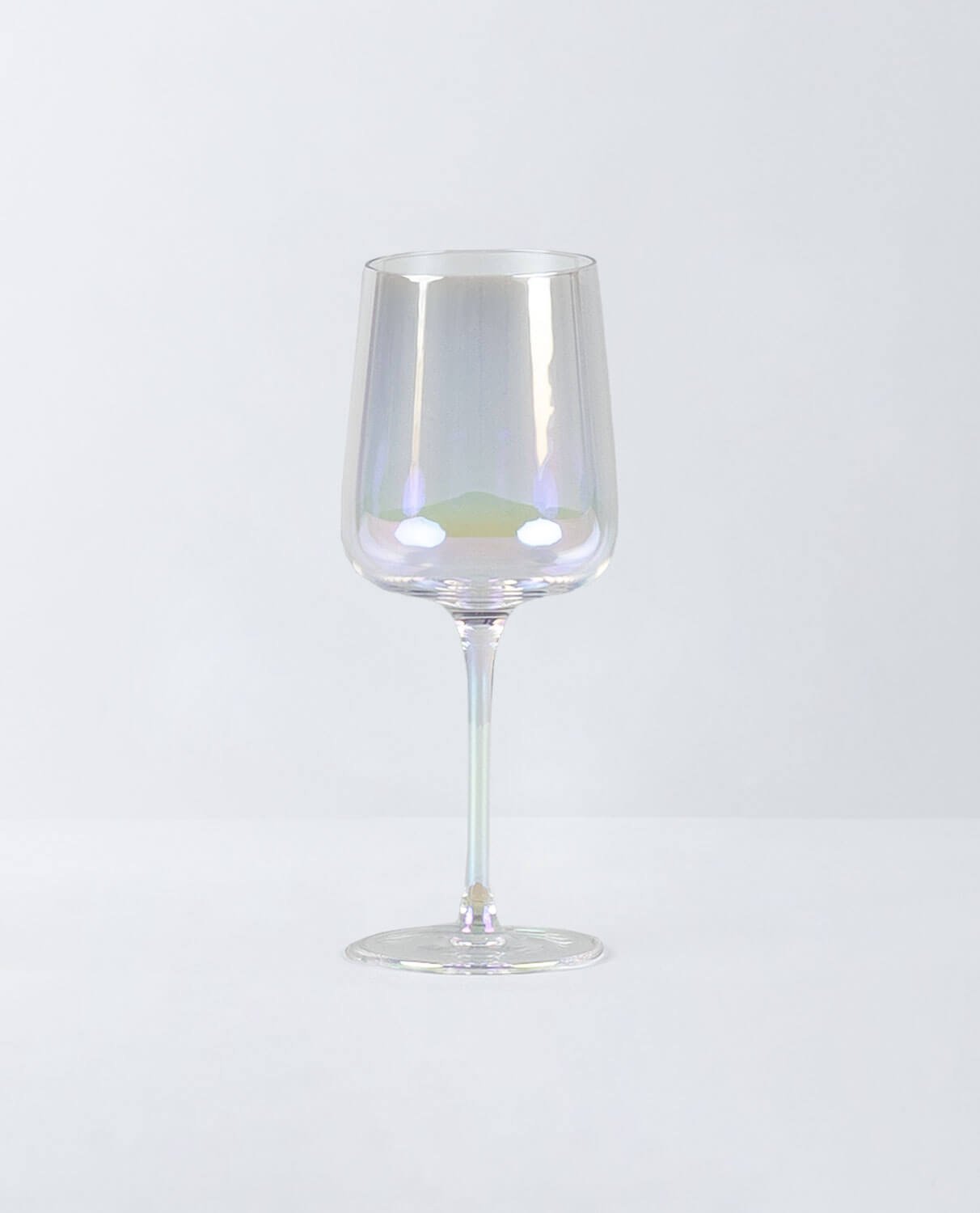 Pack of 4 Iridescent Crystal White Wine Glasses Odin, gallery image 1