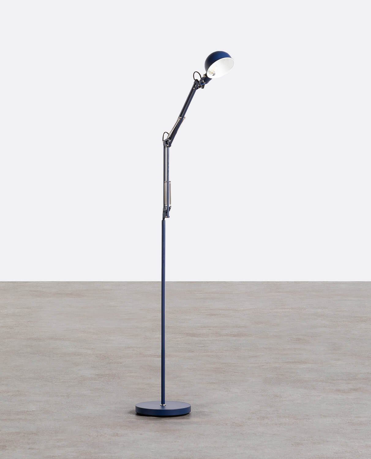 Febo Metal Floor Lamp, gallery image 1