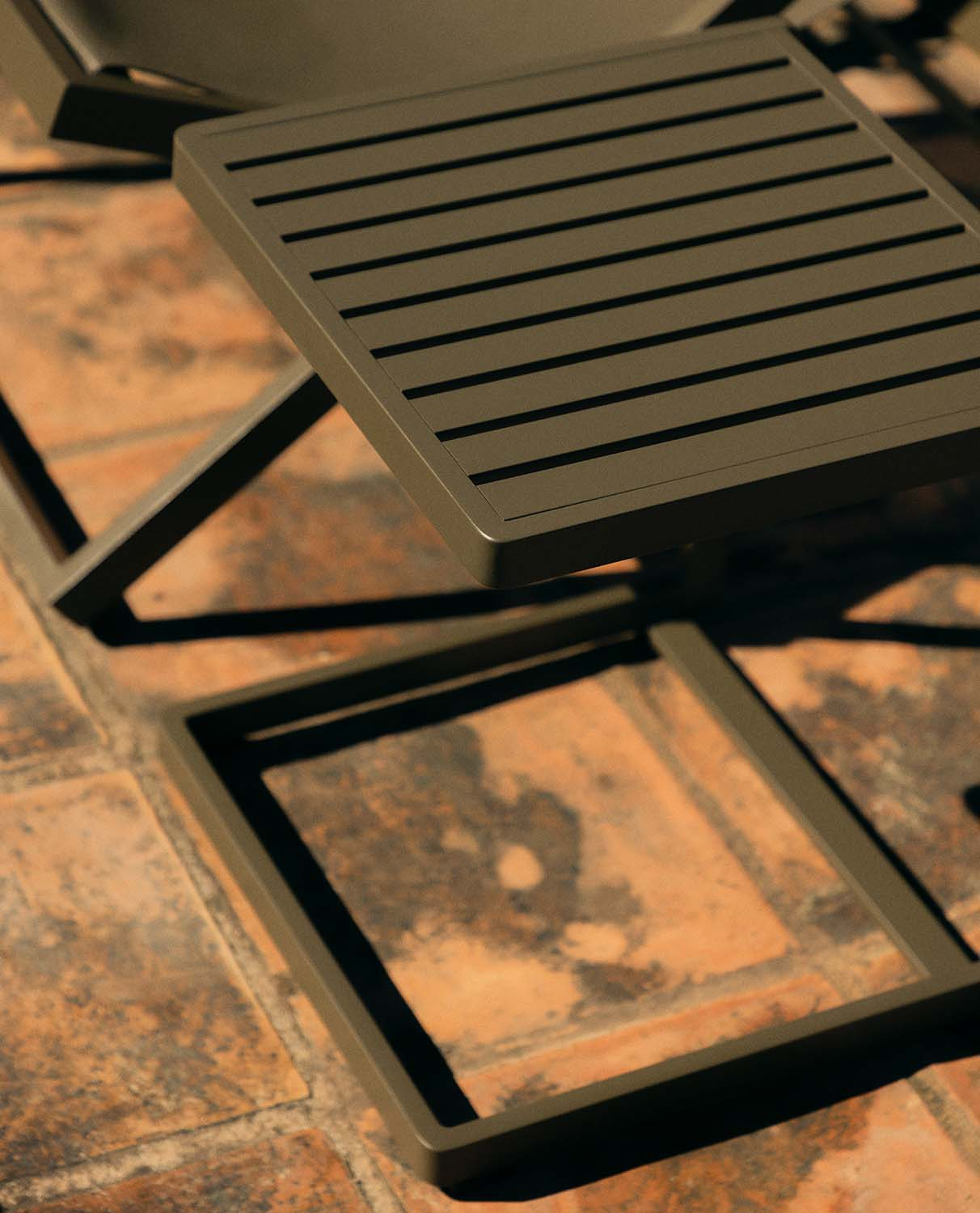 Aluminium Side Table (40x40 cm) Kreta Colours, gallery image 2