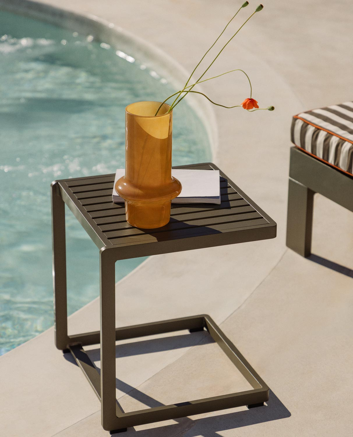 Aluminium Side Table (40x40 cm) Kreta Colours, gallery image 2