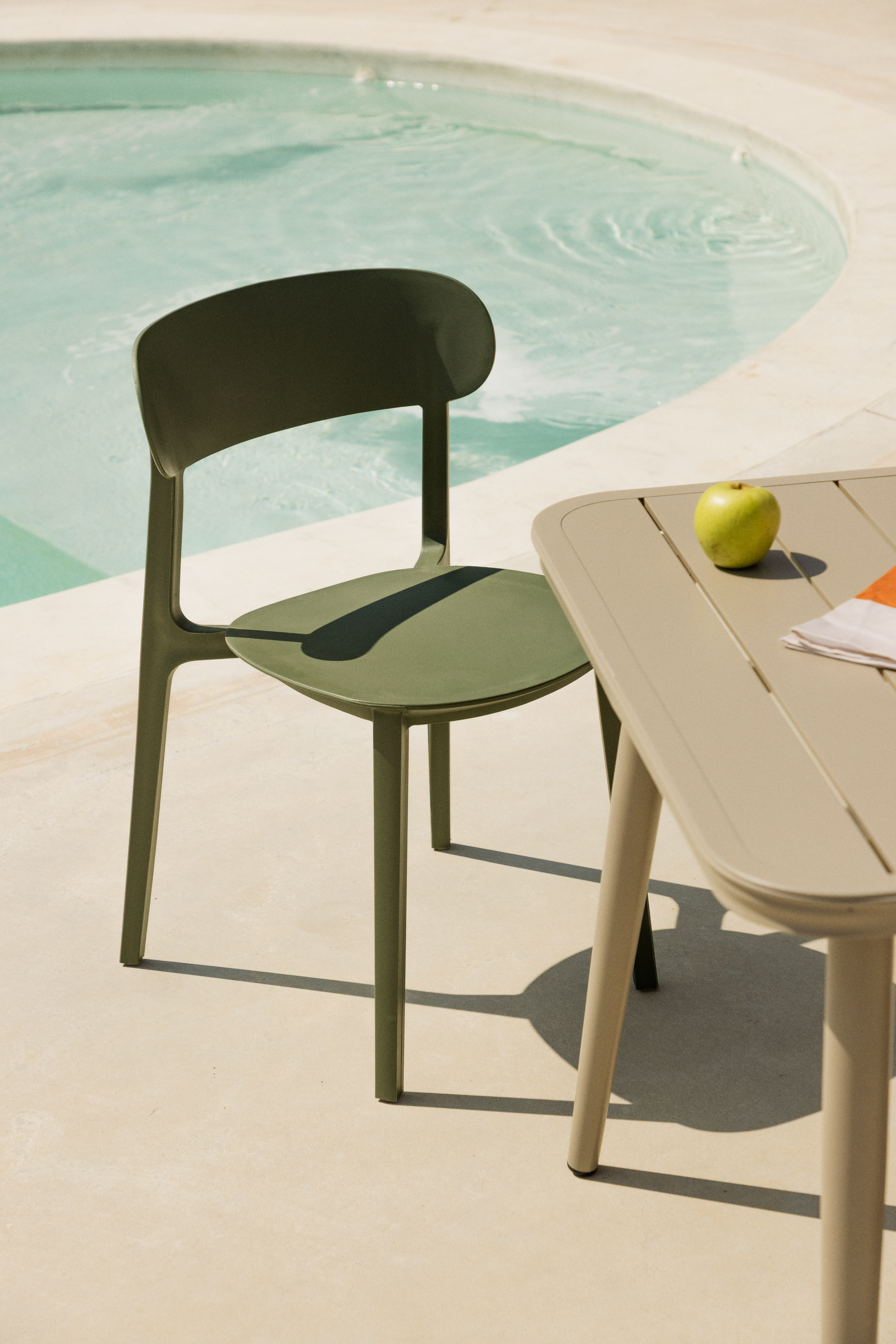 Pack 2 Outdoor Polypropylene Chairs Briel , gallery image 2