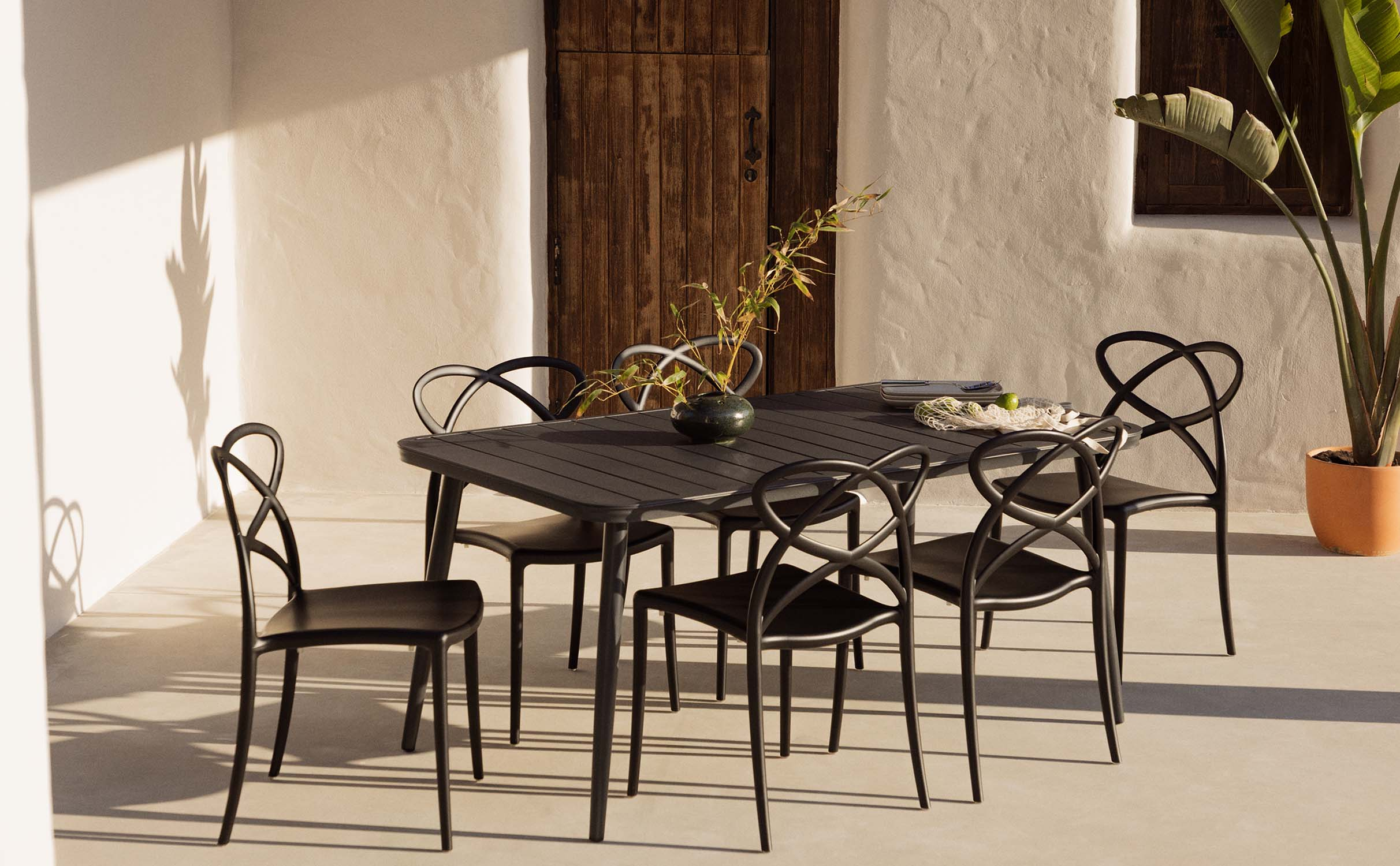 Cancun Rectangular Aluminum Table Set and 6 Cielo Outdoor Polypropylene Chairs, gallery image 1