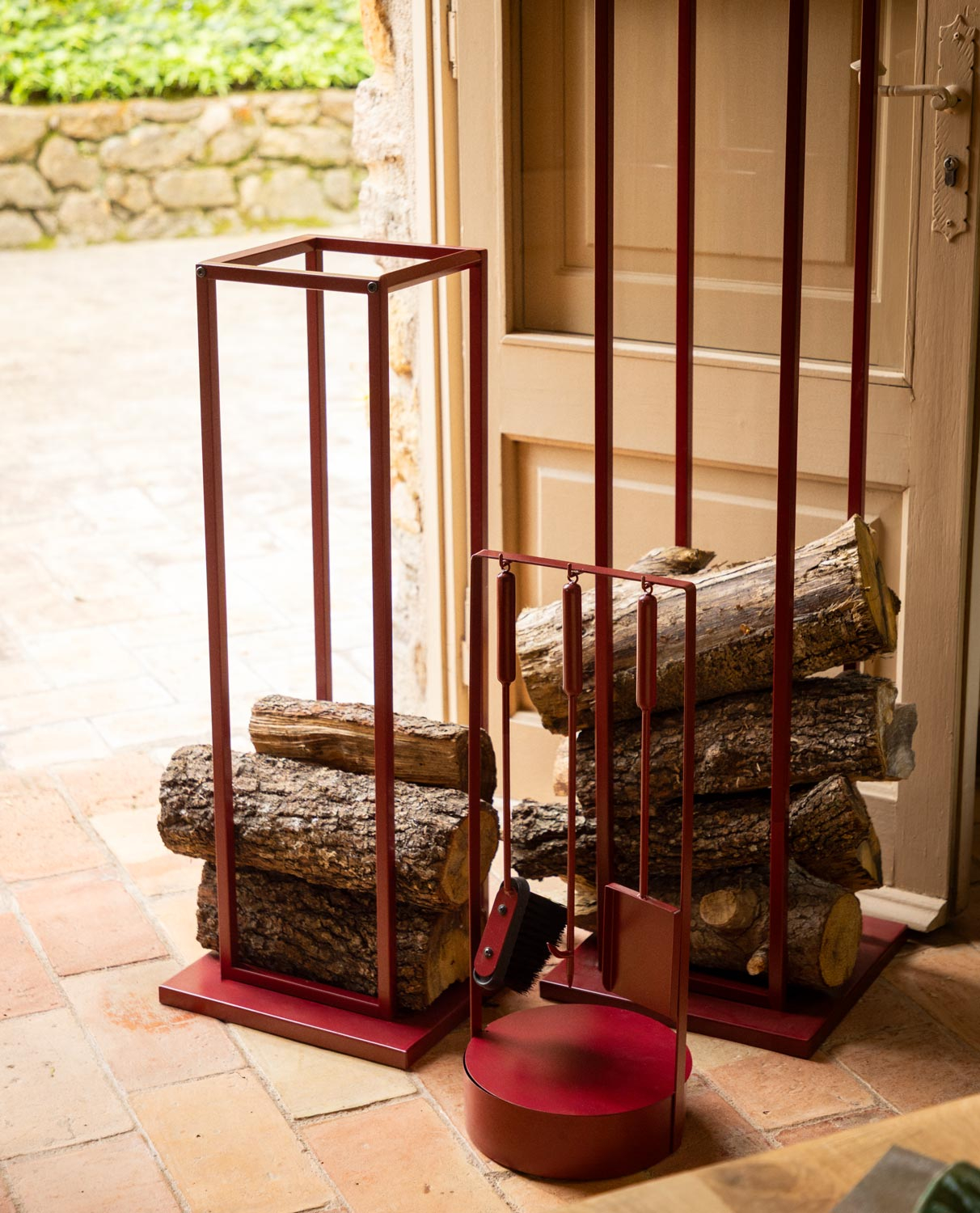 Set of 2 Firewood Holders and Accessories for Fireplace Lior, gallery image 2
