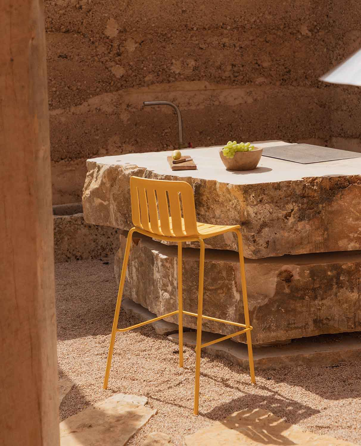 Pack 2 High Stools Outdoor Polypropylene and Metal (74 cm) Romi, gallery image 2