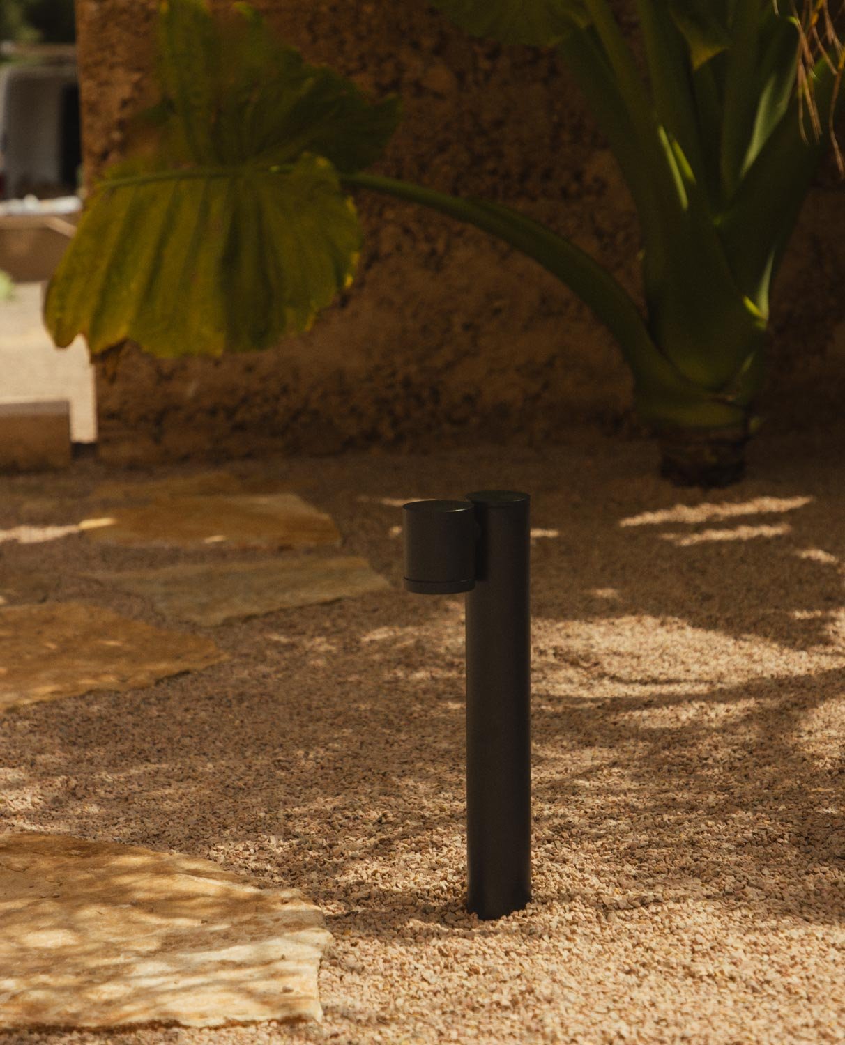 Dreas Metal Exterior Floor Lamp, gallery image 2