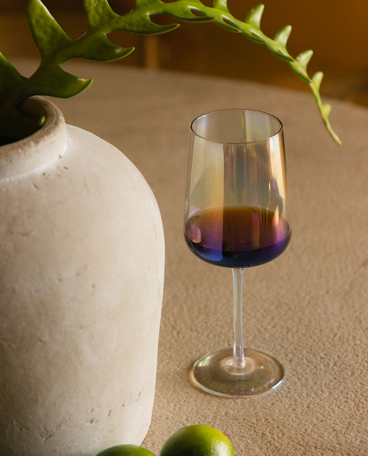 Pack of 4 Iridescent Crystal Red Wine Glasses Odin, gallery image 2