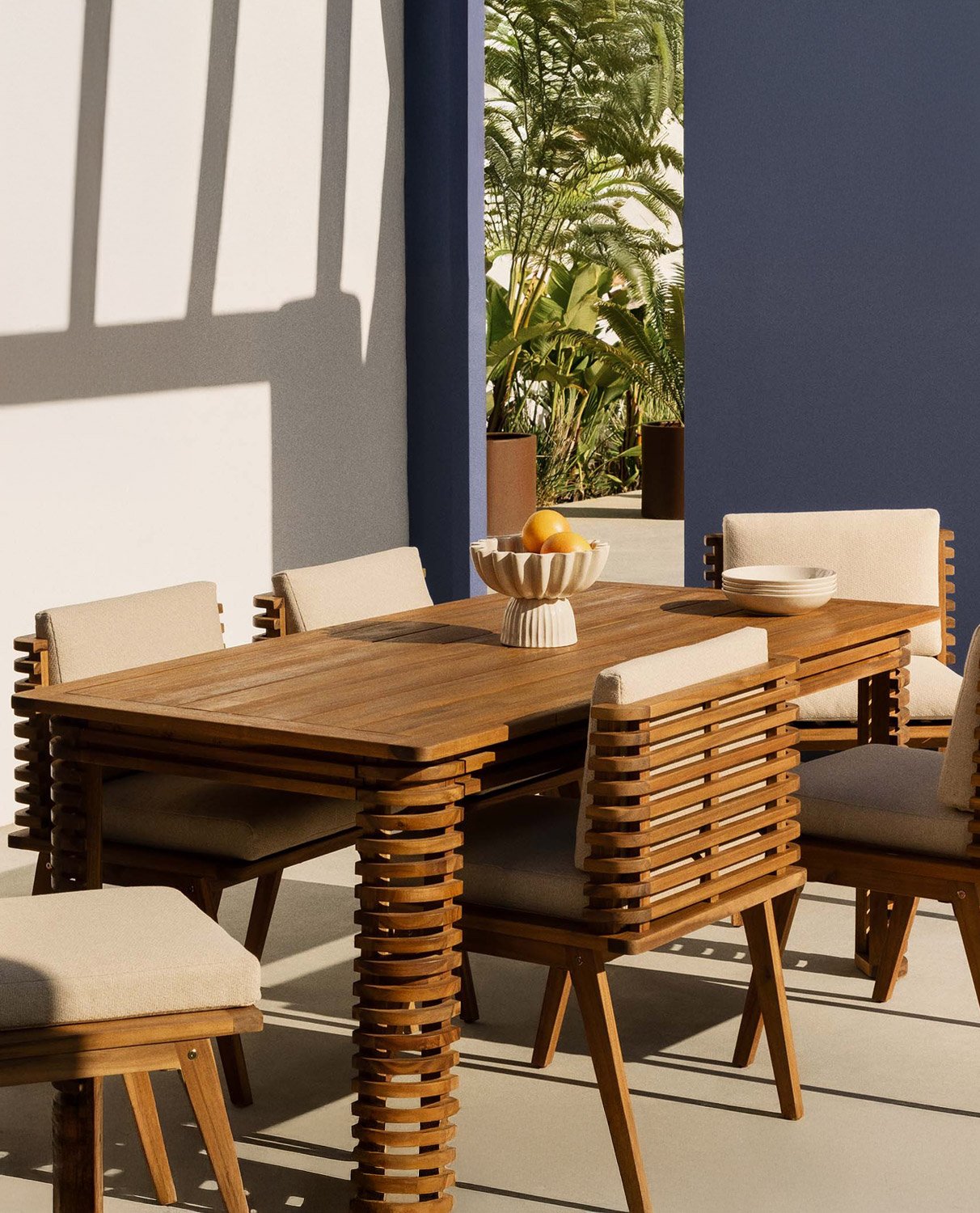 Rectangular Garden Table (180x90 cm) in Acacia Wood Hazan, gallery image 2