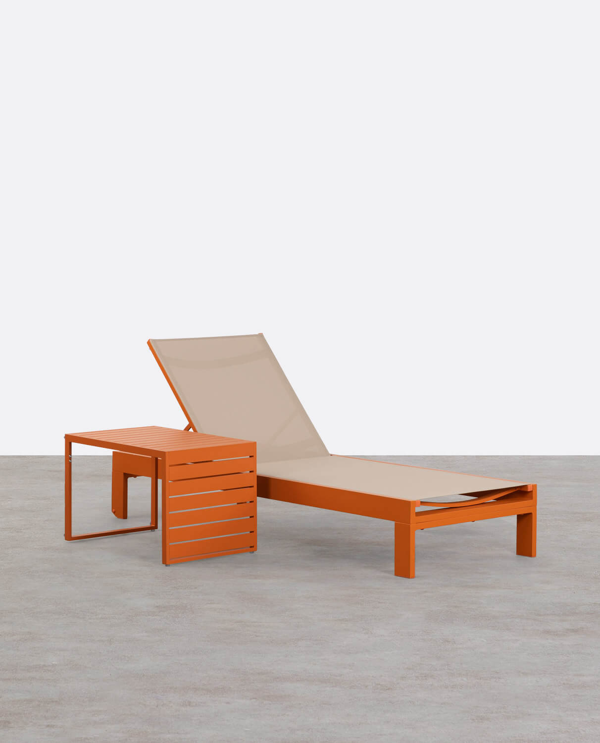 New Kreta Aluminum Lounger and Coffee Table Set, gallery image 1