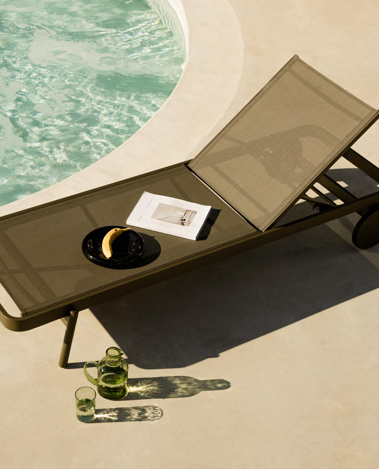 Pack of 2 Reclining Aluminum and Celina Fabric Loungers, gallery image 2