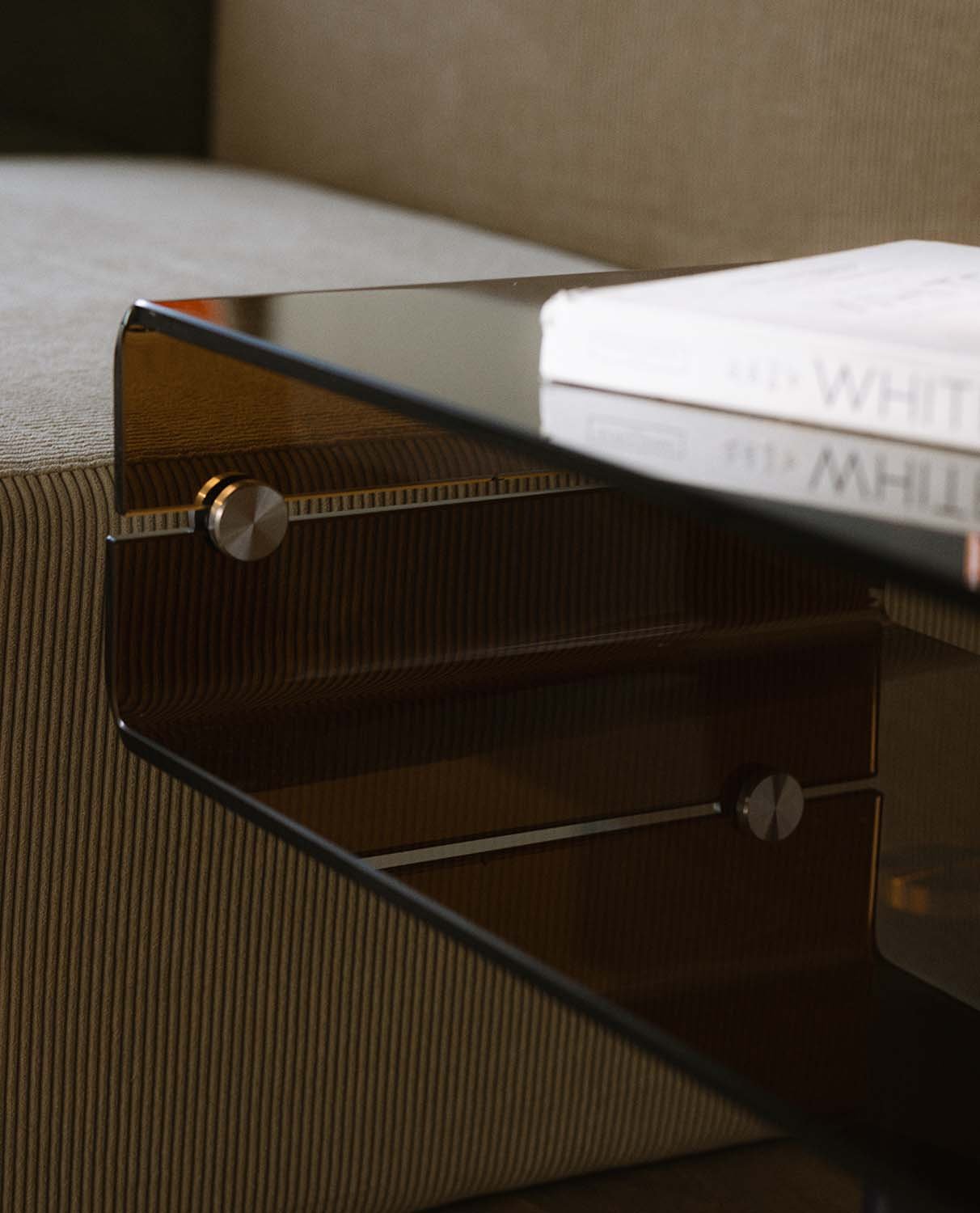 Rectangular Glass and Metal Side Table (61x38 cm) Hedy, gallery image 6